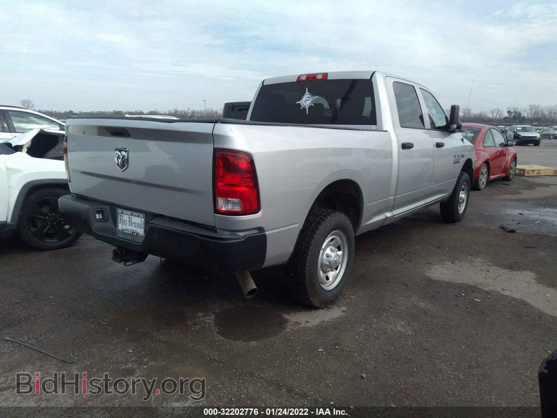 2017 RAM 2500 - VIN: 3C6UR4CJ3HG536636 - Фото 4
