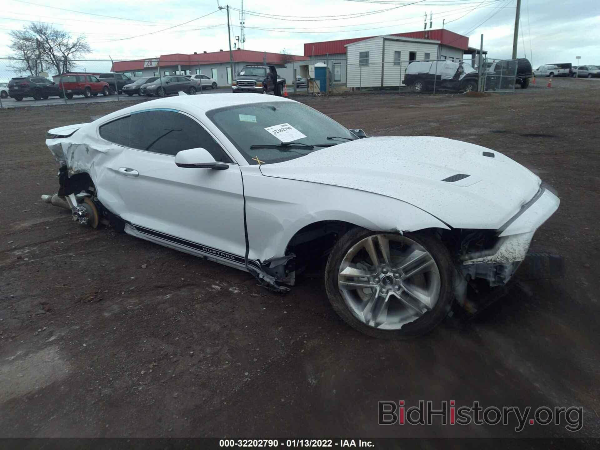 Photo 1FA6P8TH0L5174797 - FORD MUSTANG 2020