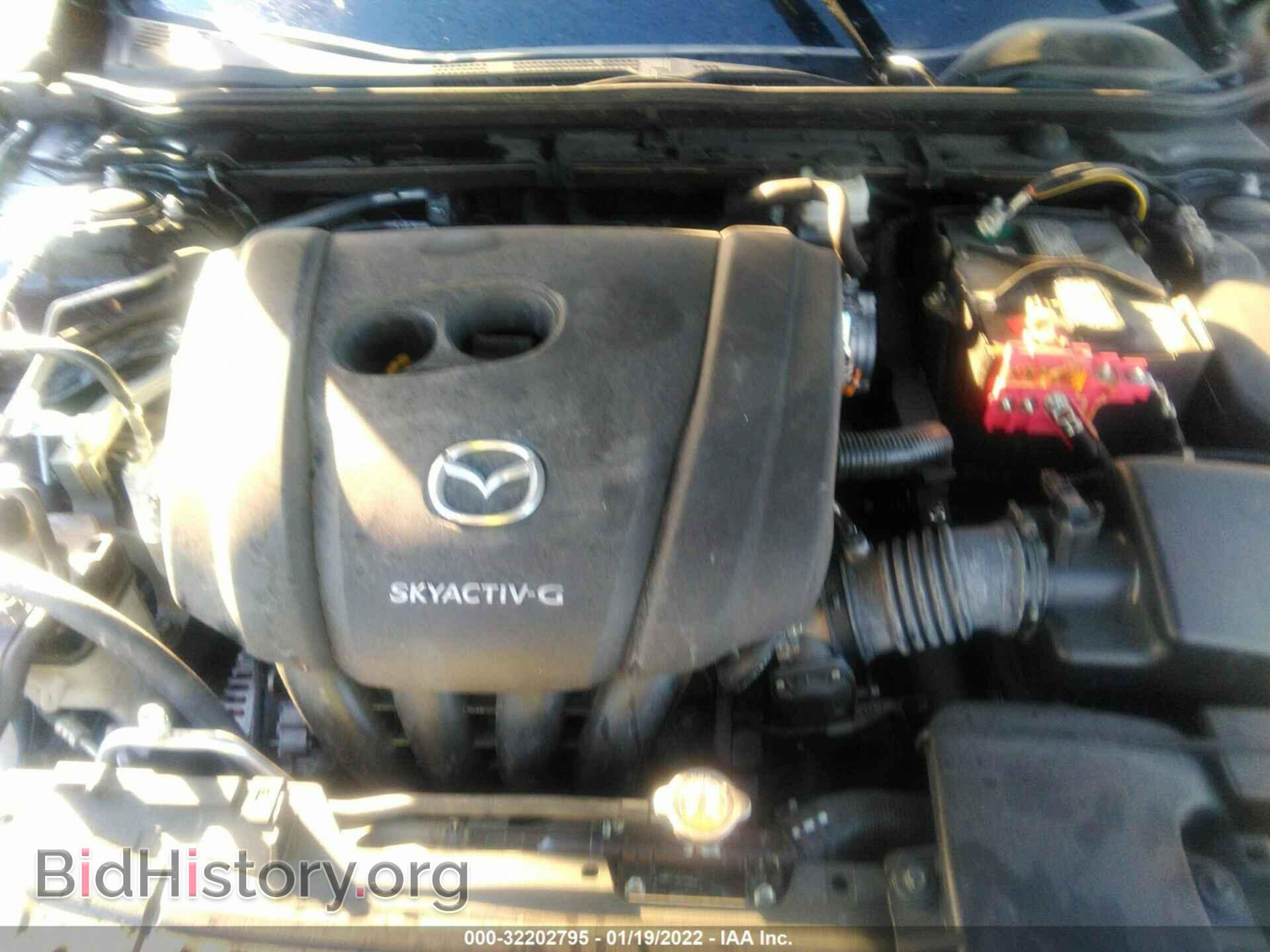 2019 MAZDA MAZDA3 - VIN: JM1BPBNM7K1130592 - Фото 10