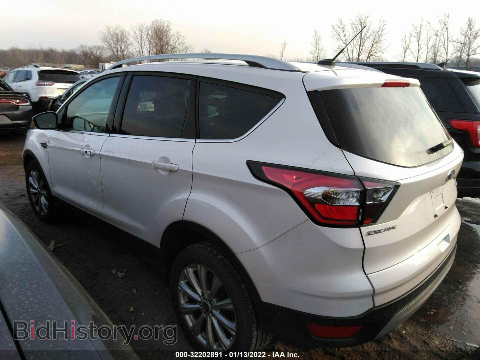 2017 FORD ESCAPE - VIN: 1FMCU9J94HUA00733 - Photo 3