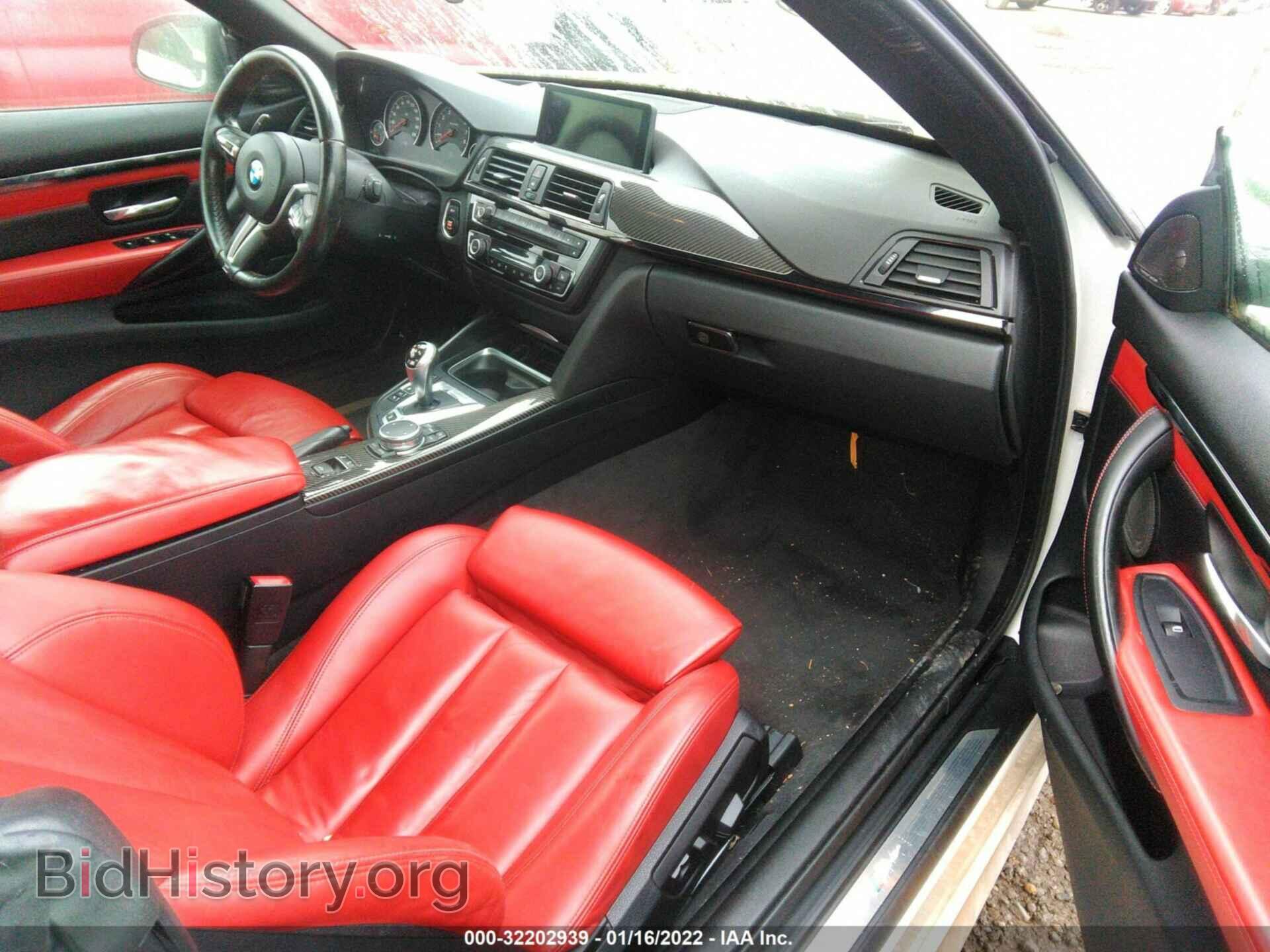 2015 BMW M4 - VIN: WBS3U9C5XFP968175 - Фото 5
