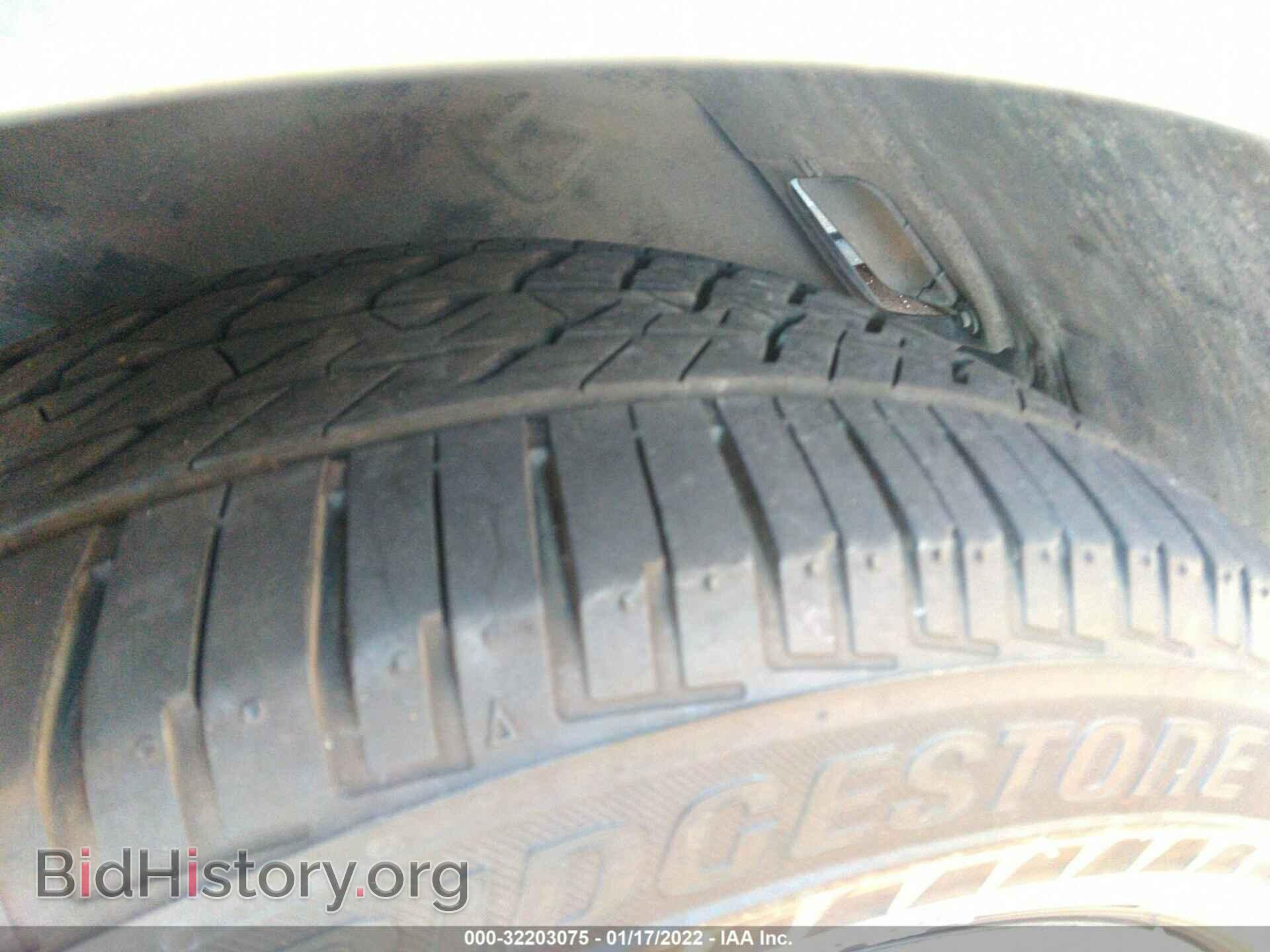 2007 BMW 3 SERIES - VIN: WBAVA33537PG50812 - Фото 14