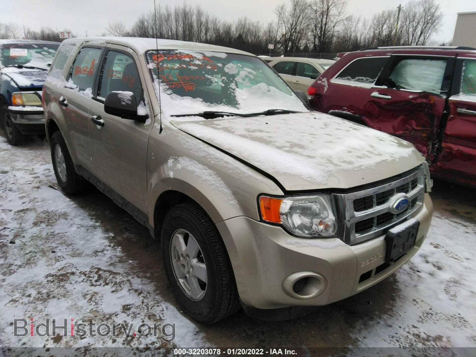 Фотография 1FMCU0C77CKB63095 - FORD ESCAPE 2012