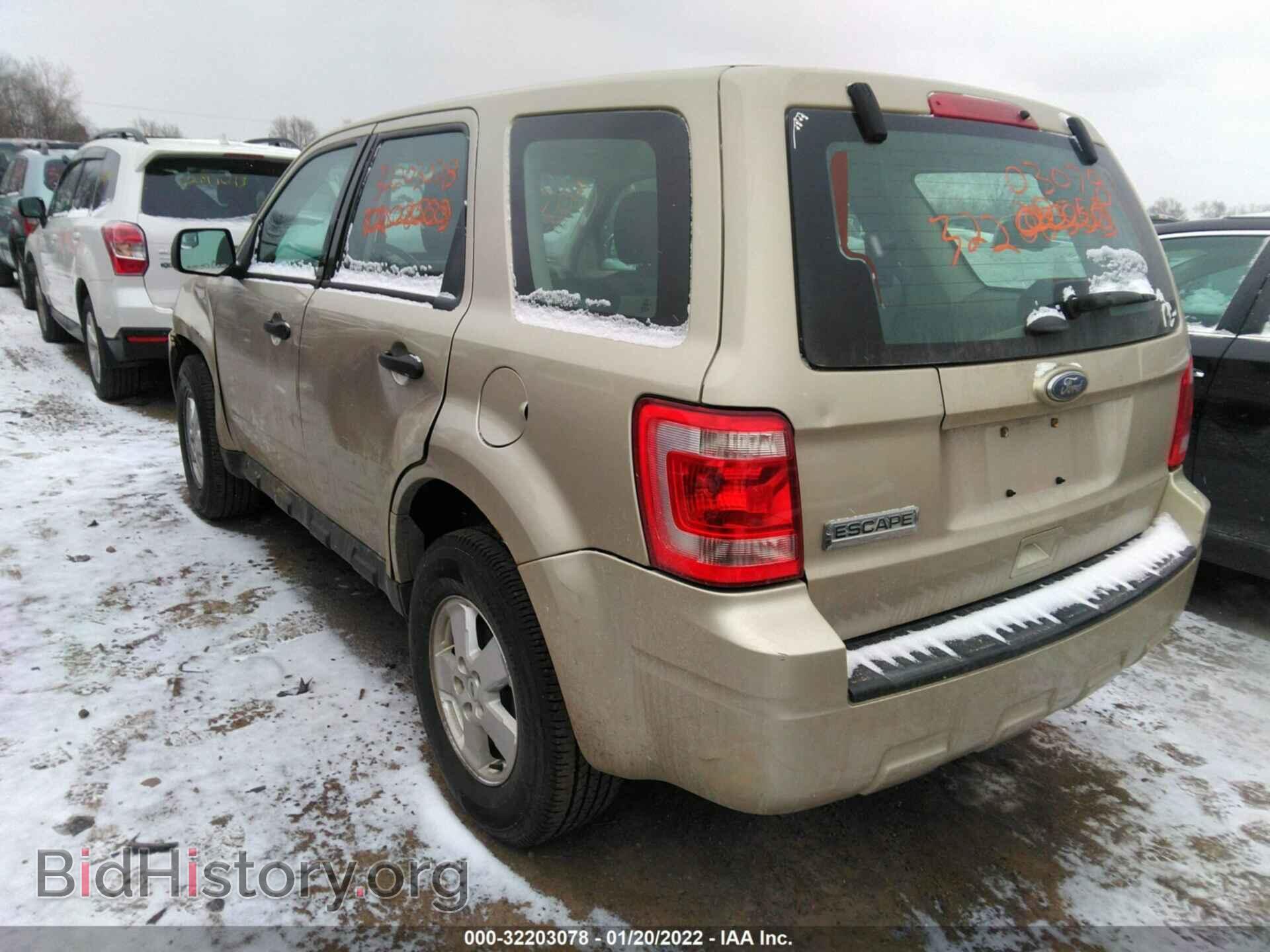 2012 FORD ESCAPE - VIN: 1FMCU0C77CKB63095 - Фото 3