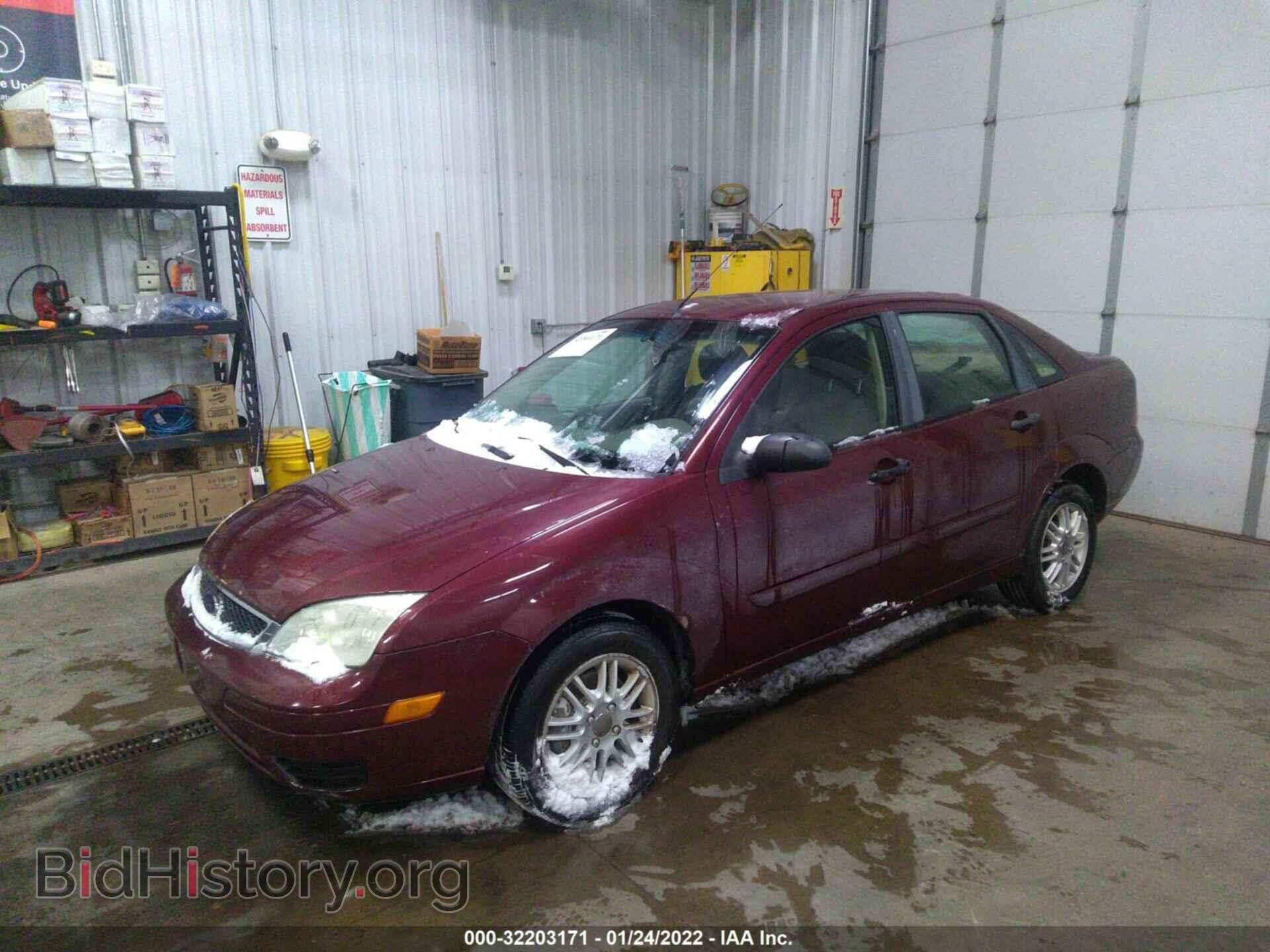 2006 FORD FOCUS - VIN: 1FAFP34N26W253054 - Фото 2
