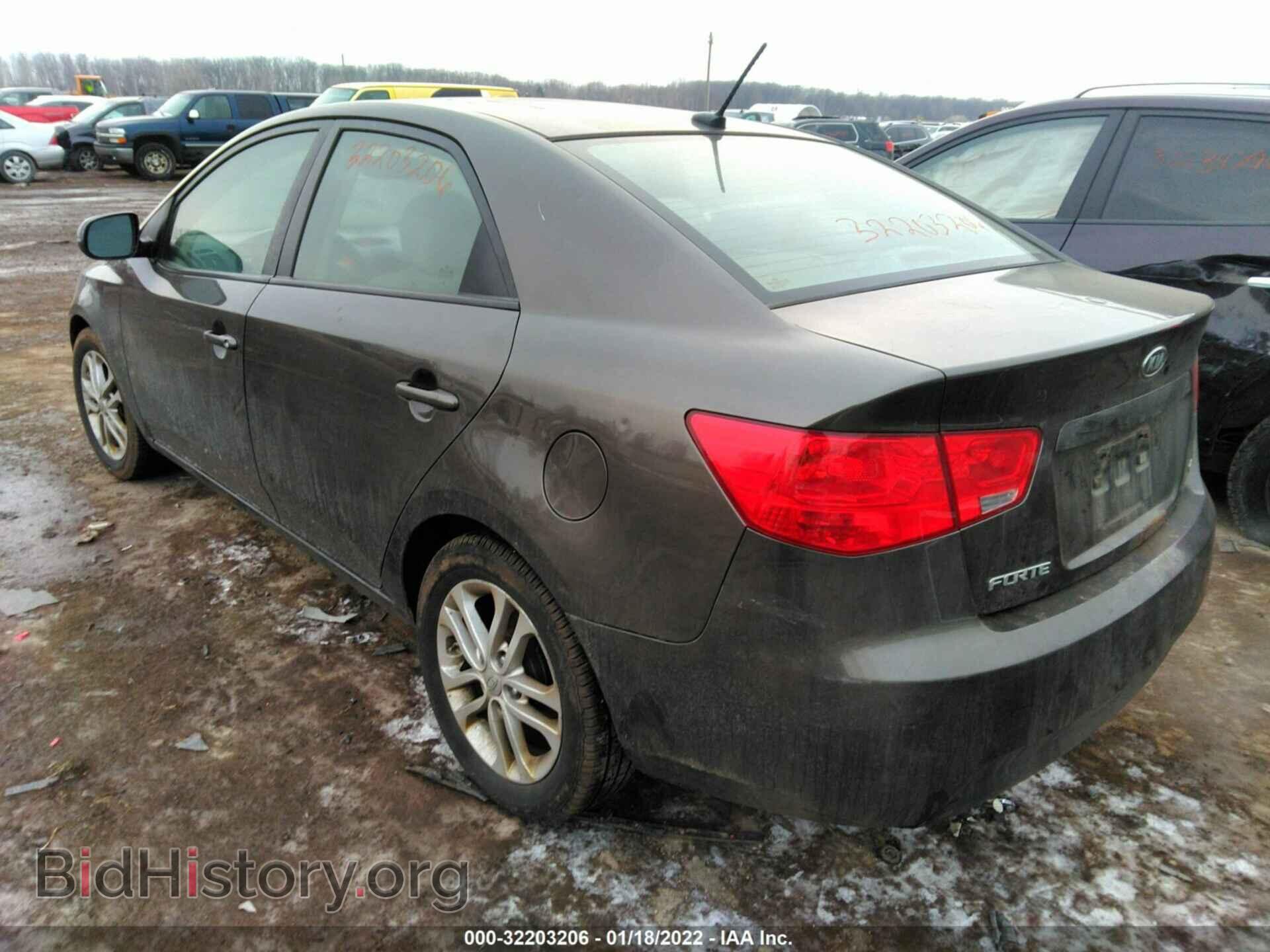 2011 KIA FORTE - VIN: KNAFU4A25B5440997 - Фото 3