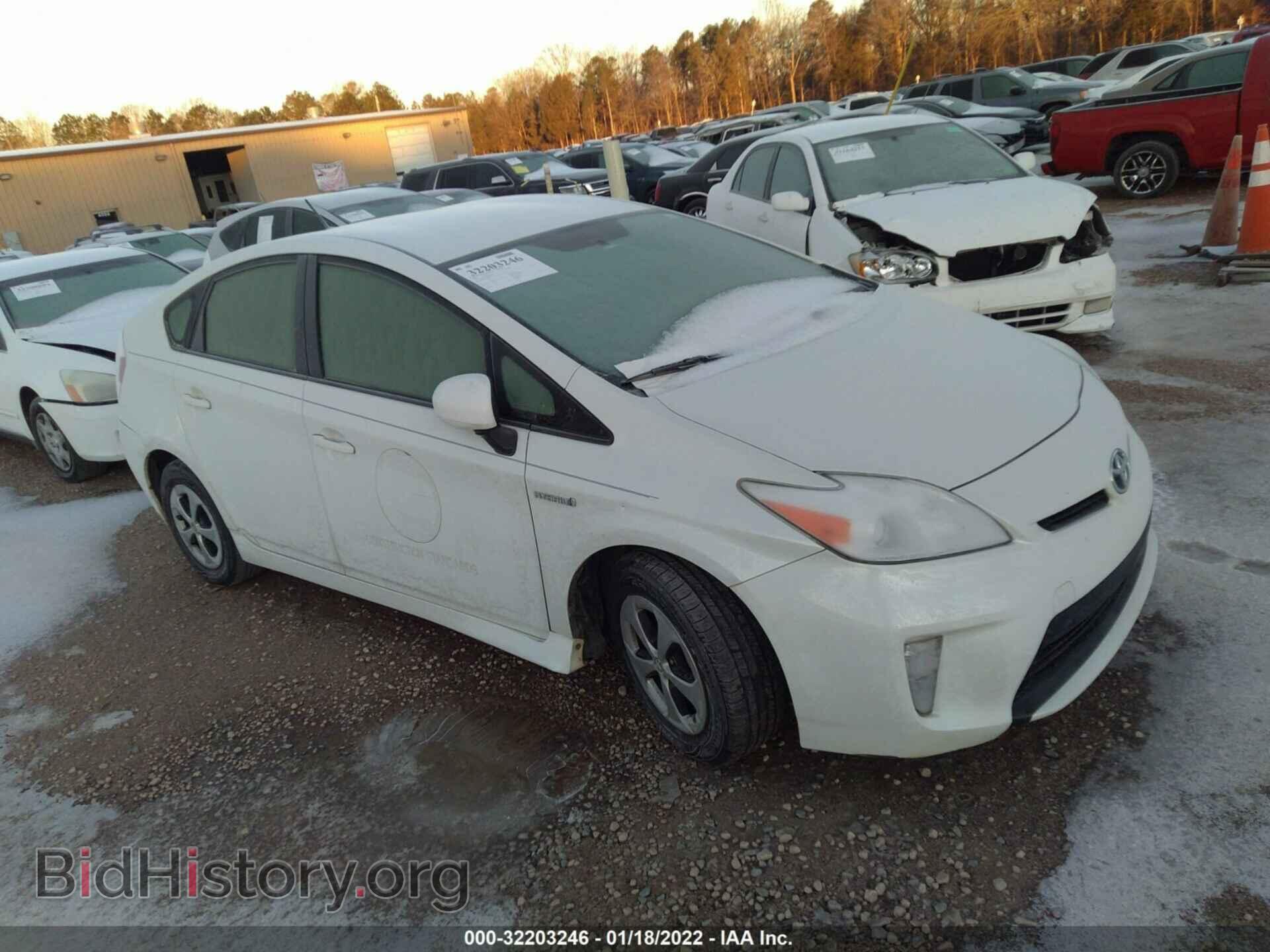 Фотография JTDKN3DU4F0453927 - TOYOTA PRIUS 2015