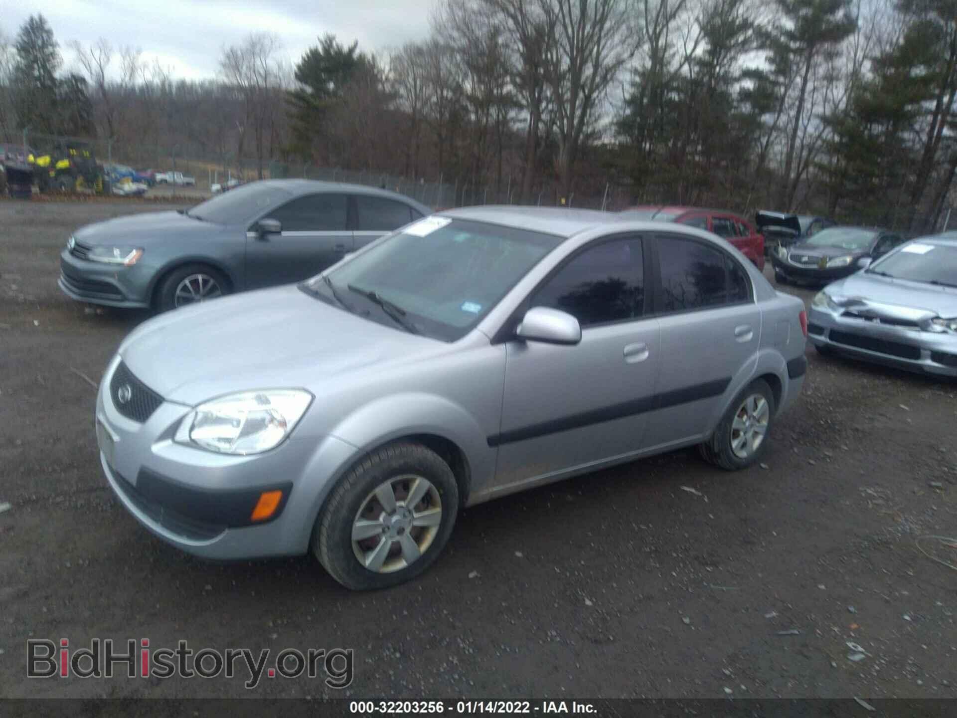 2006 KIA RIO - VIN: KNADE123766052437 - Фото 2