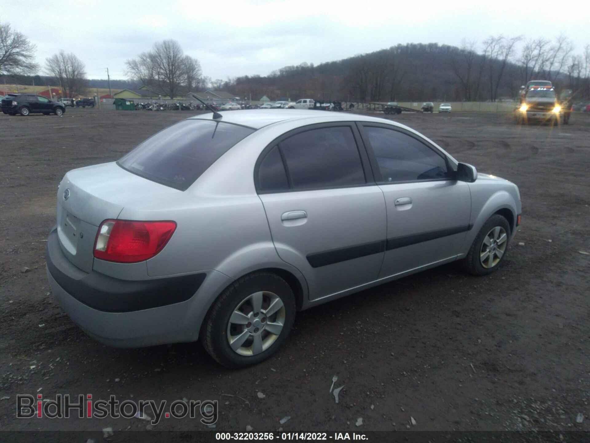 2006 KIA RIO - VIN: KNADE123766052437 - Фото 4