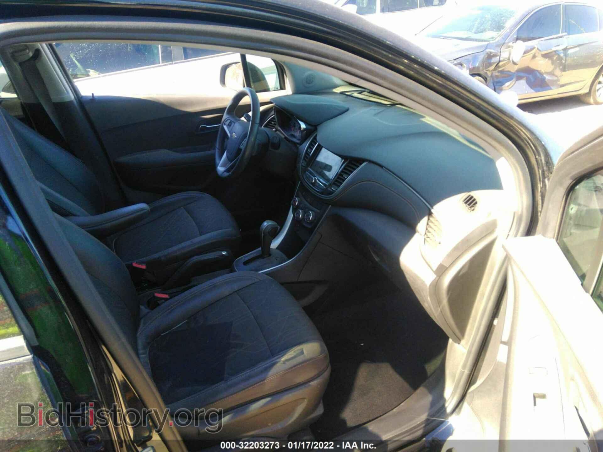 2019 CHEVROLET TRAX - VIN: 3GNCJLSB5KL391704 - Фото 5