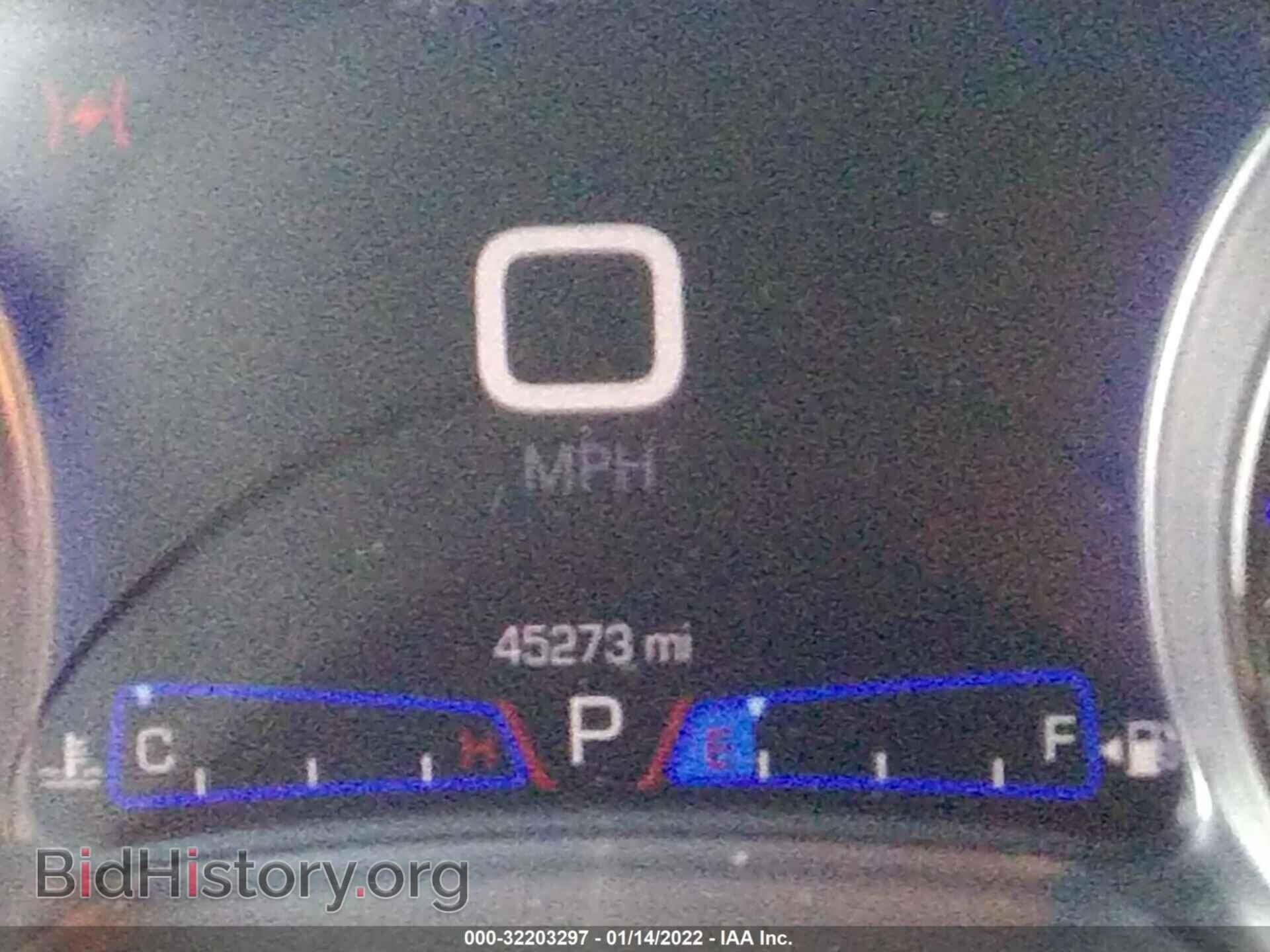 2019 CHRYSLER 300 - VIN: 2C3CCABG1KH697461 - Фото 7