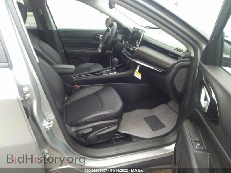 2022 Jeep COMPASS (VIN 3C4NJDDB6NT114102) — фото 5 из 15