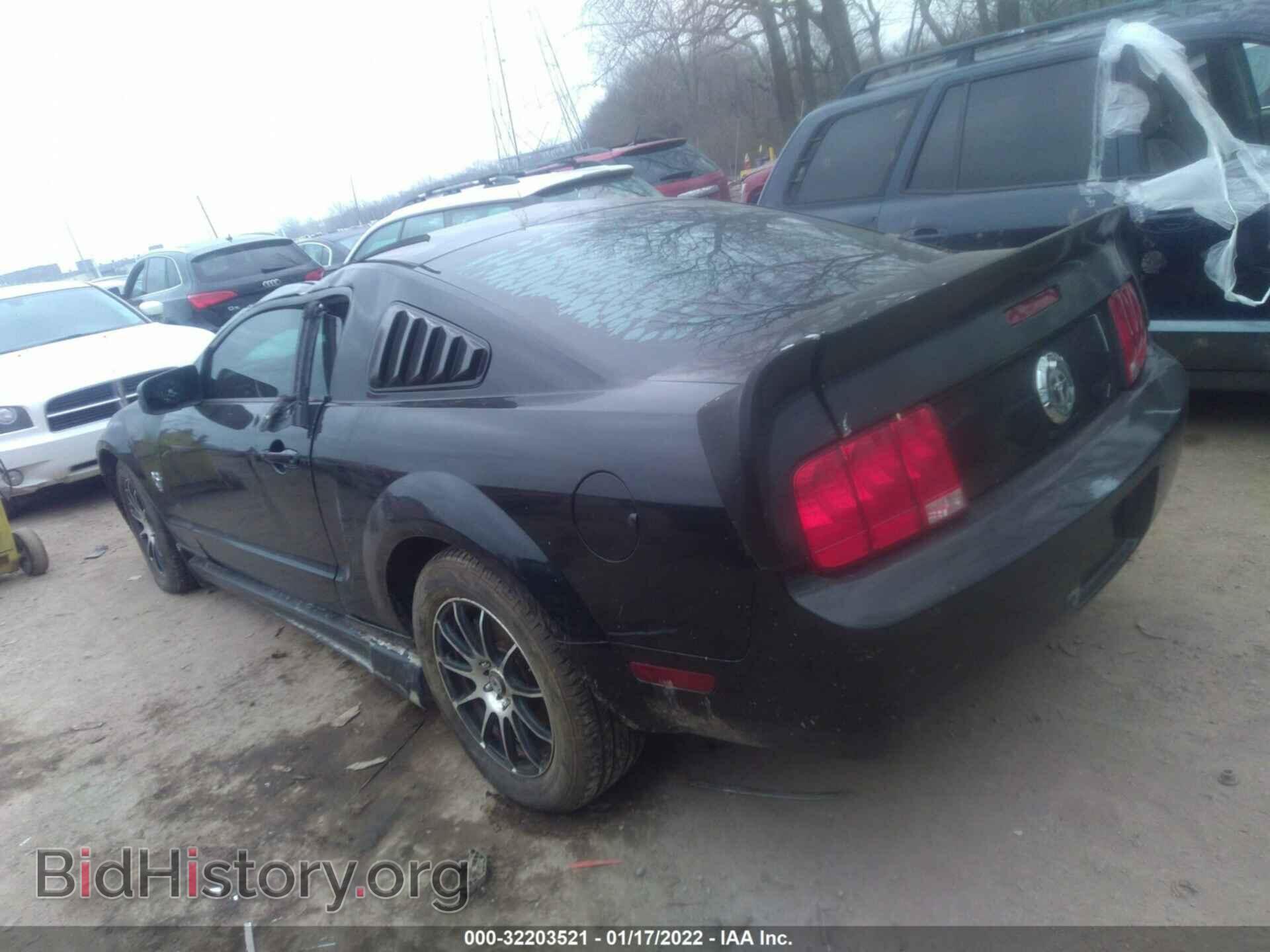 2009 FORD MUSTANG - VIN: 1ZVHT80N495143891 - Фото 3