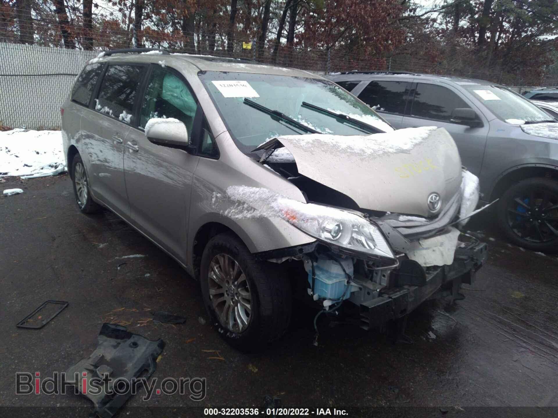 Фотография 5TDYZ3DC8HS847937 - TOYOTA SIENNA 2017