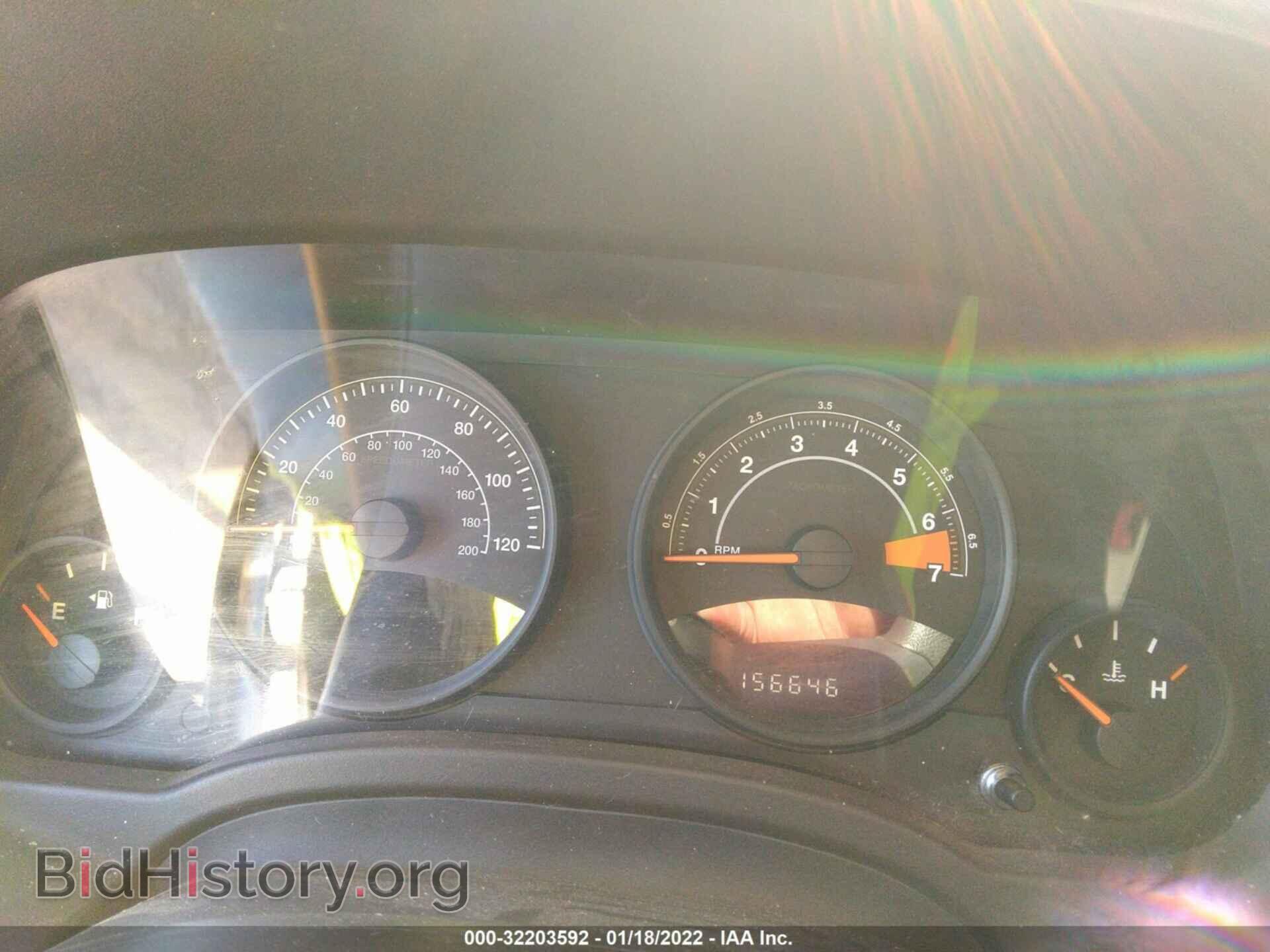 2014 JEEP COMPASS - VIN: 1C4NJCBA0ED882524 - Фото 7
