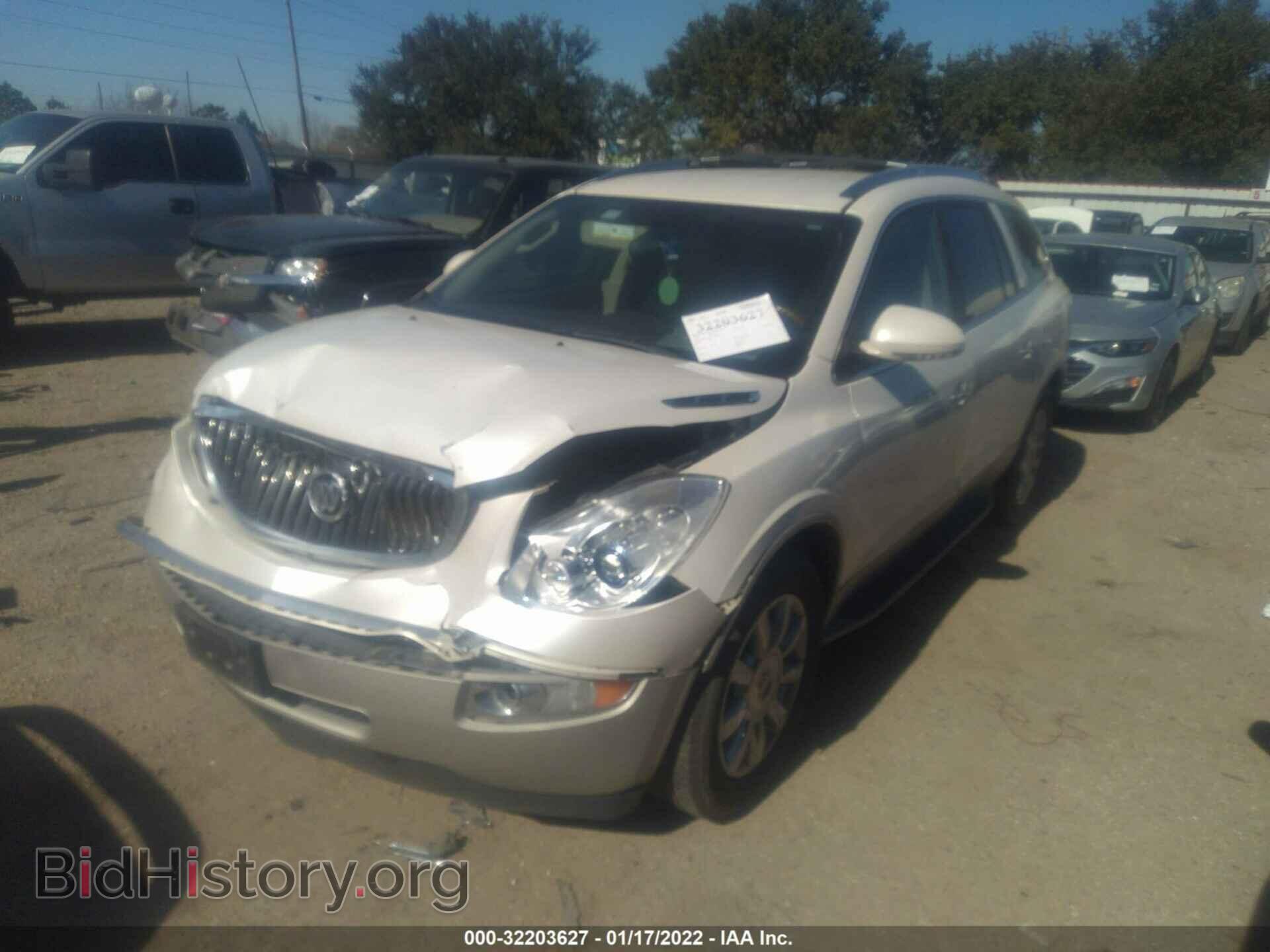 2012 BUICK ENCLAVE - VIN: 5GAKRDED2CJ234626 - Photo 2