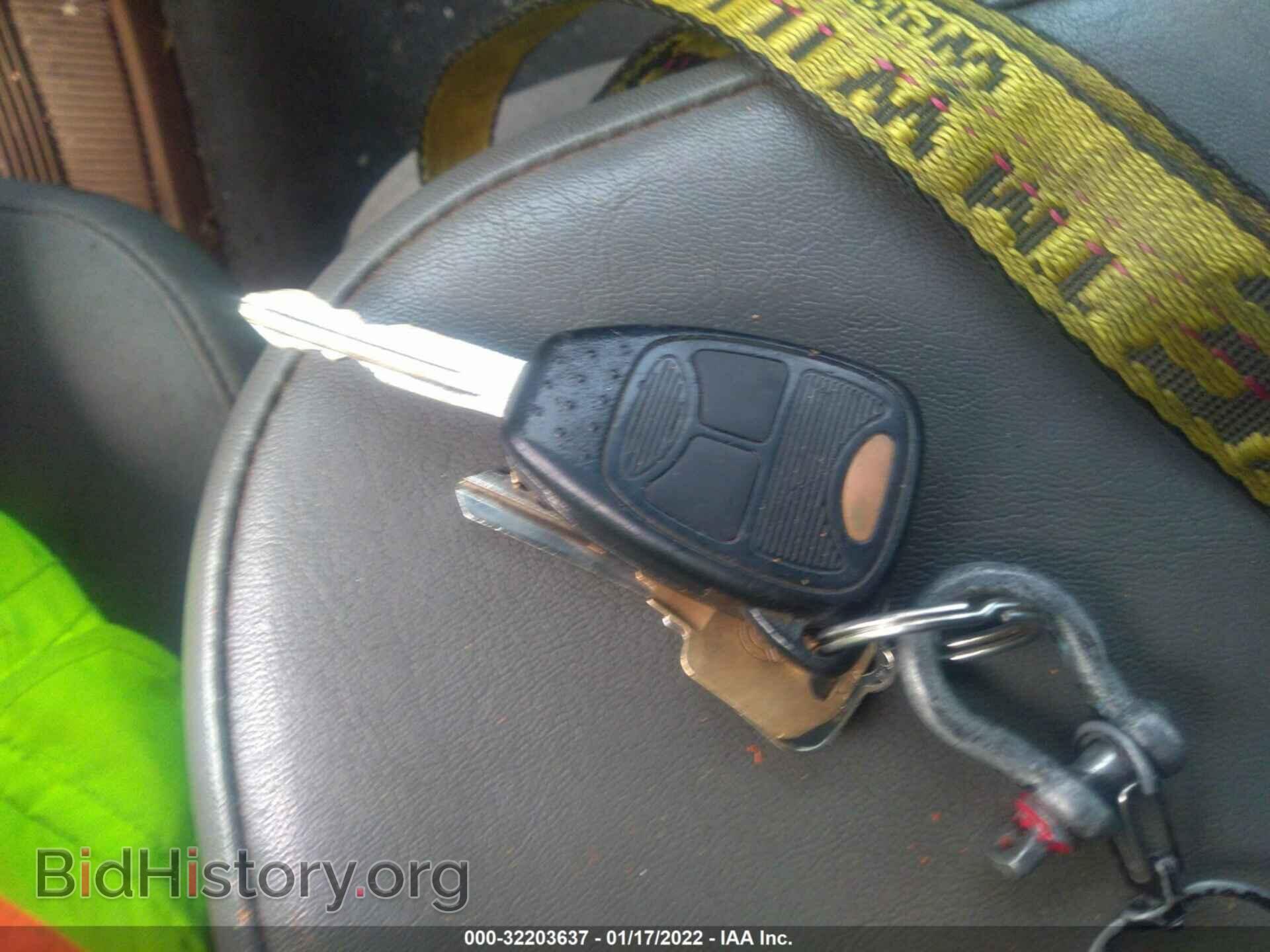 2008 DODGE RAM 1500 - VIN: 1D7HU18208S577409 - Фото 11