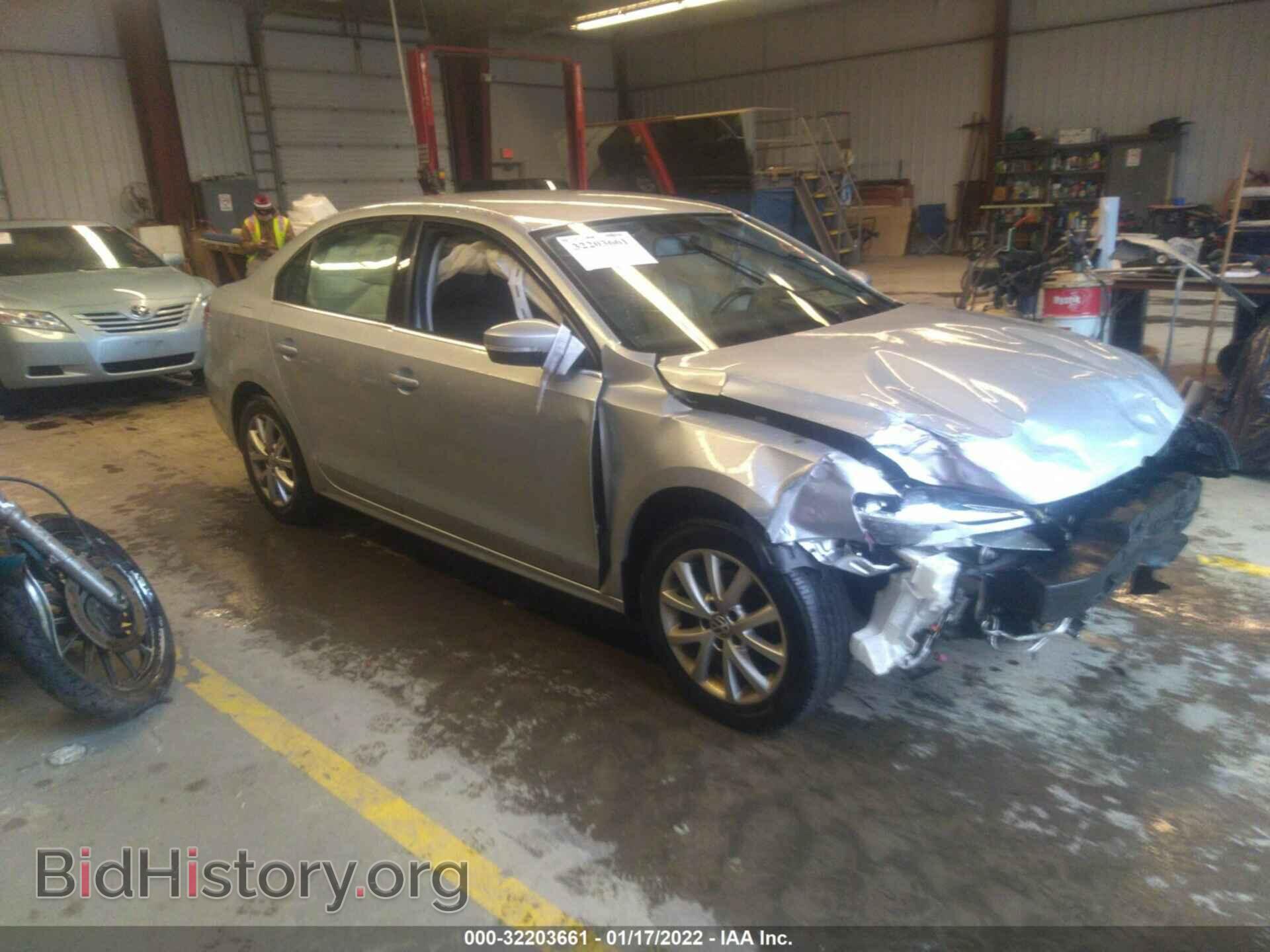 Photo 3VWD17AJ2EM418656 - VOLKSWAGEN JETTA SEDAN 2014