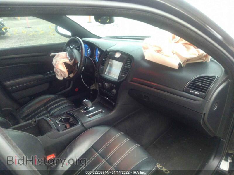 2014 Chrysler 300 (VIN 2C3CCAGG3EH222598) — photo 5 of 12
