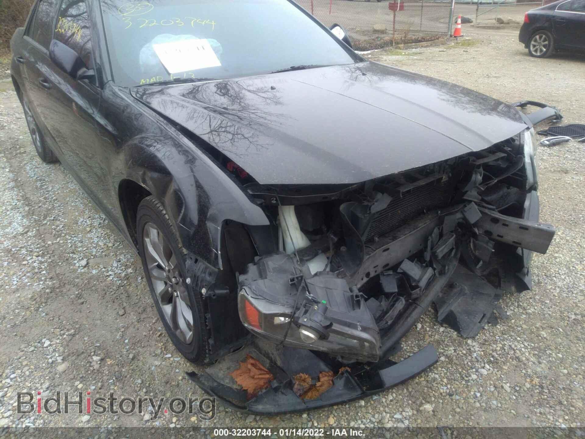 2014 CHRYSLER 300 - VIN: 2C3CCAGG3EH222598 - Фото 6