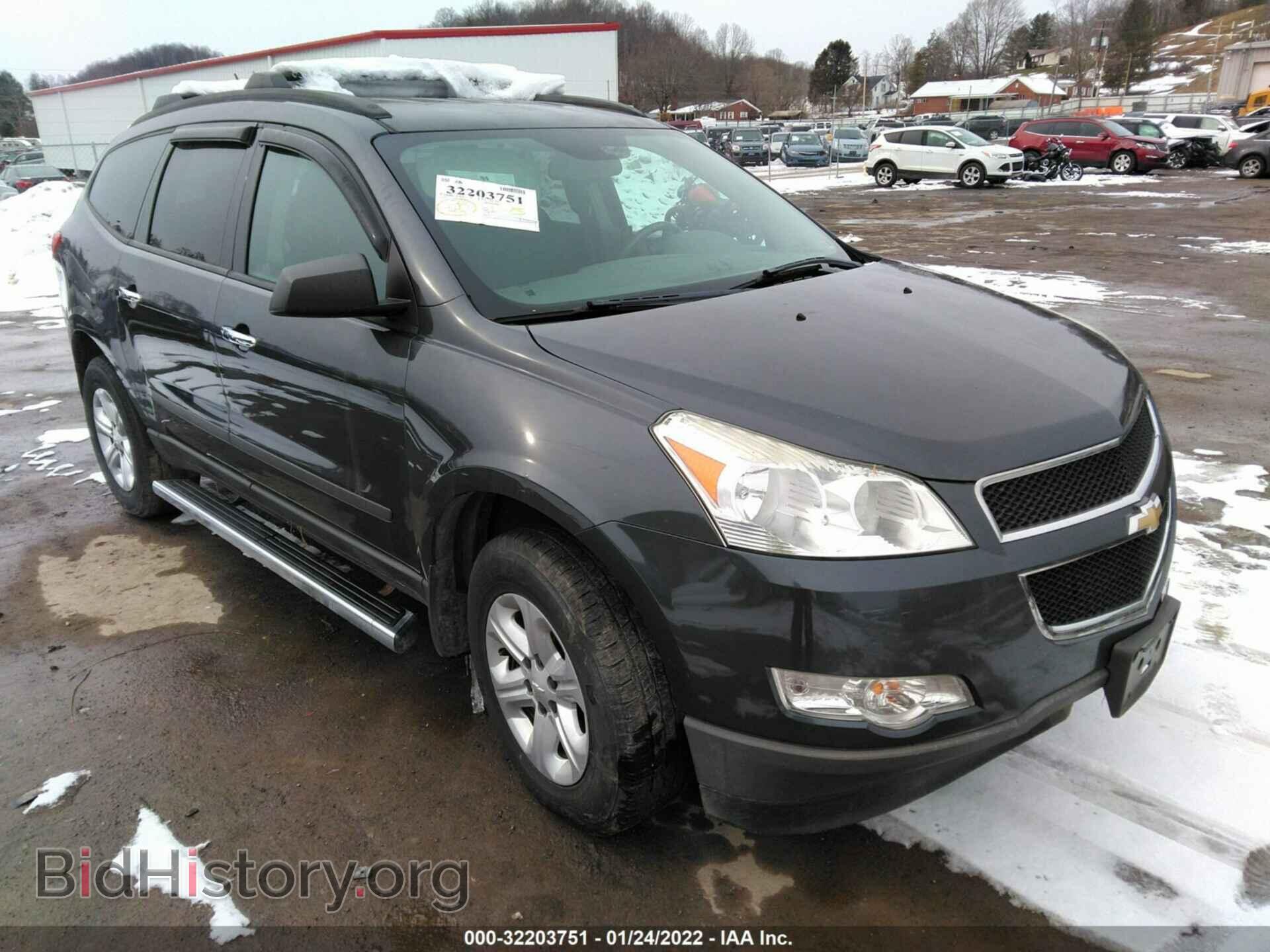 Photo 1GNKRFED4CJ392029 - CHEVROLET TRAVERSE 2012