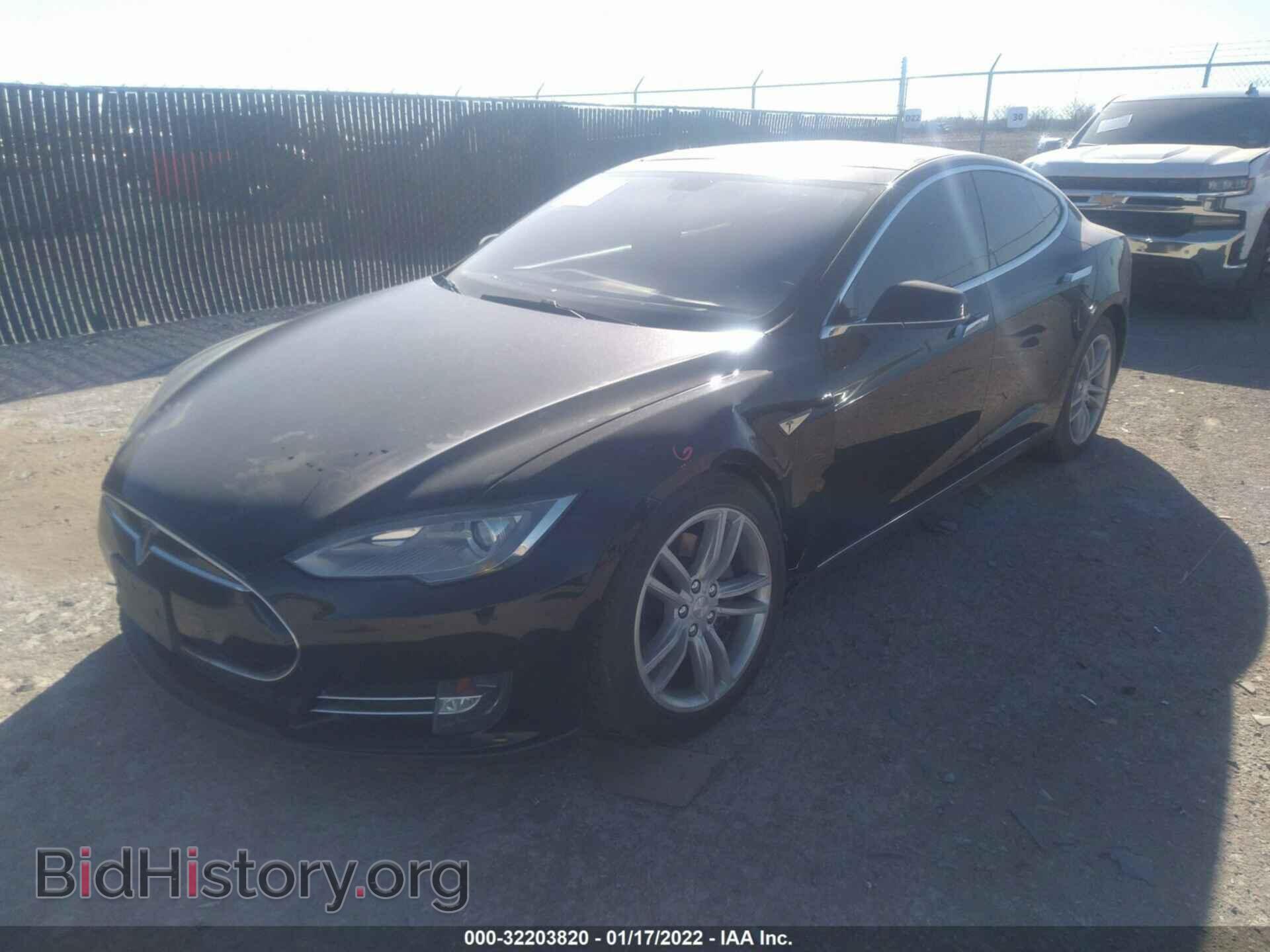 2014 TESLA MODEL S - VIN: 5YJSA1H18EFP28828 - Фото 2