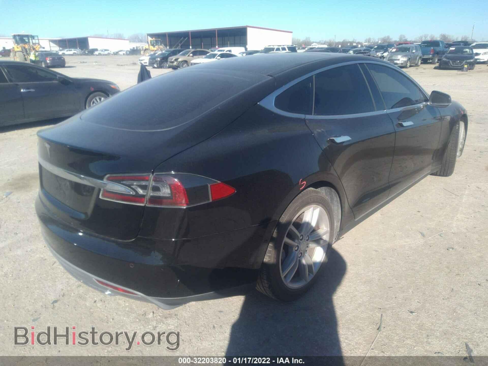 2014 TESLA MODEL S - VIN: 5YJSA1H18EFP28828 - Фото 4