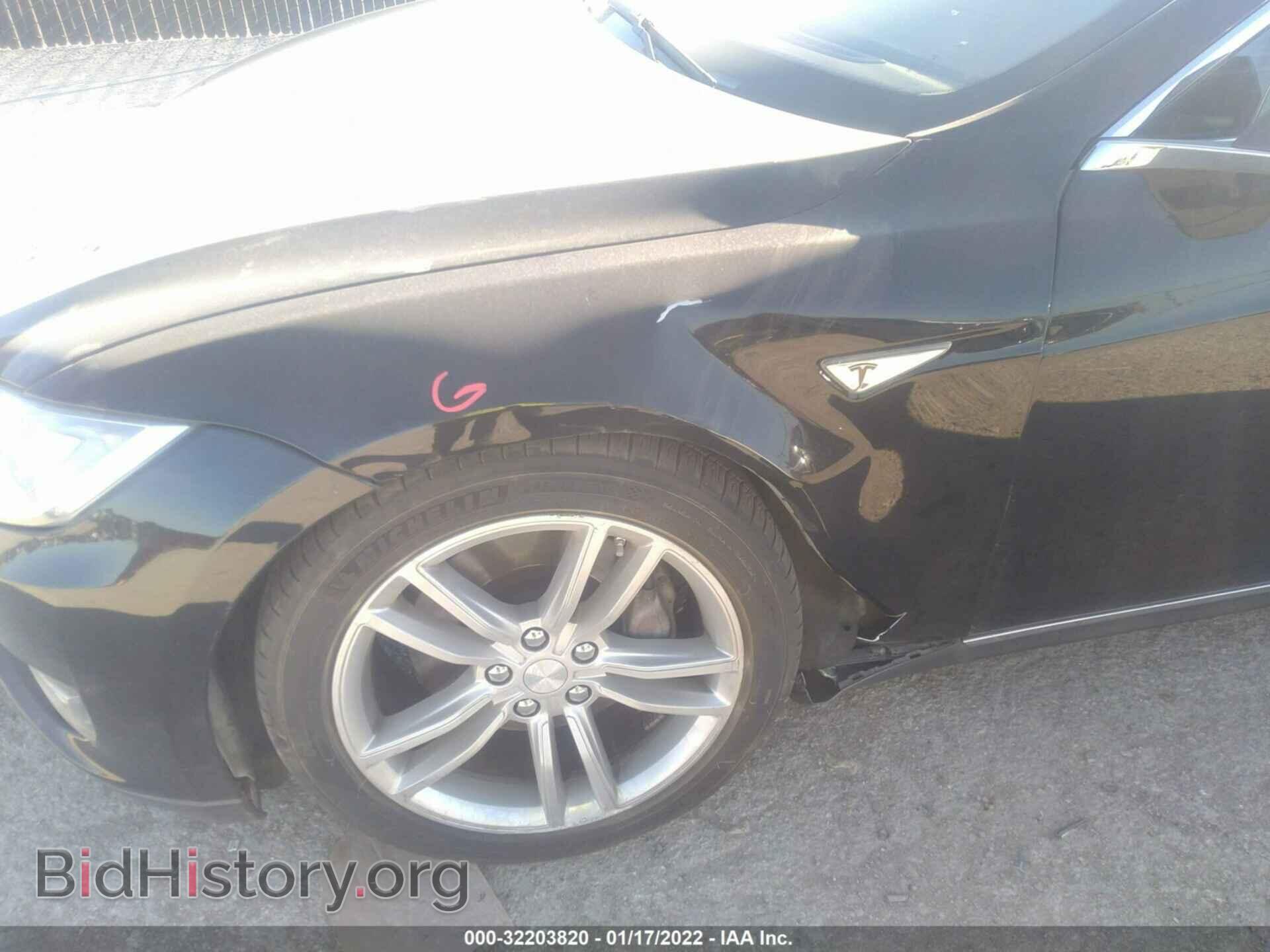 2014 TESLA MODEL S - VIN: 5YJSA1H18EFP28828 - Фото 6