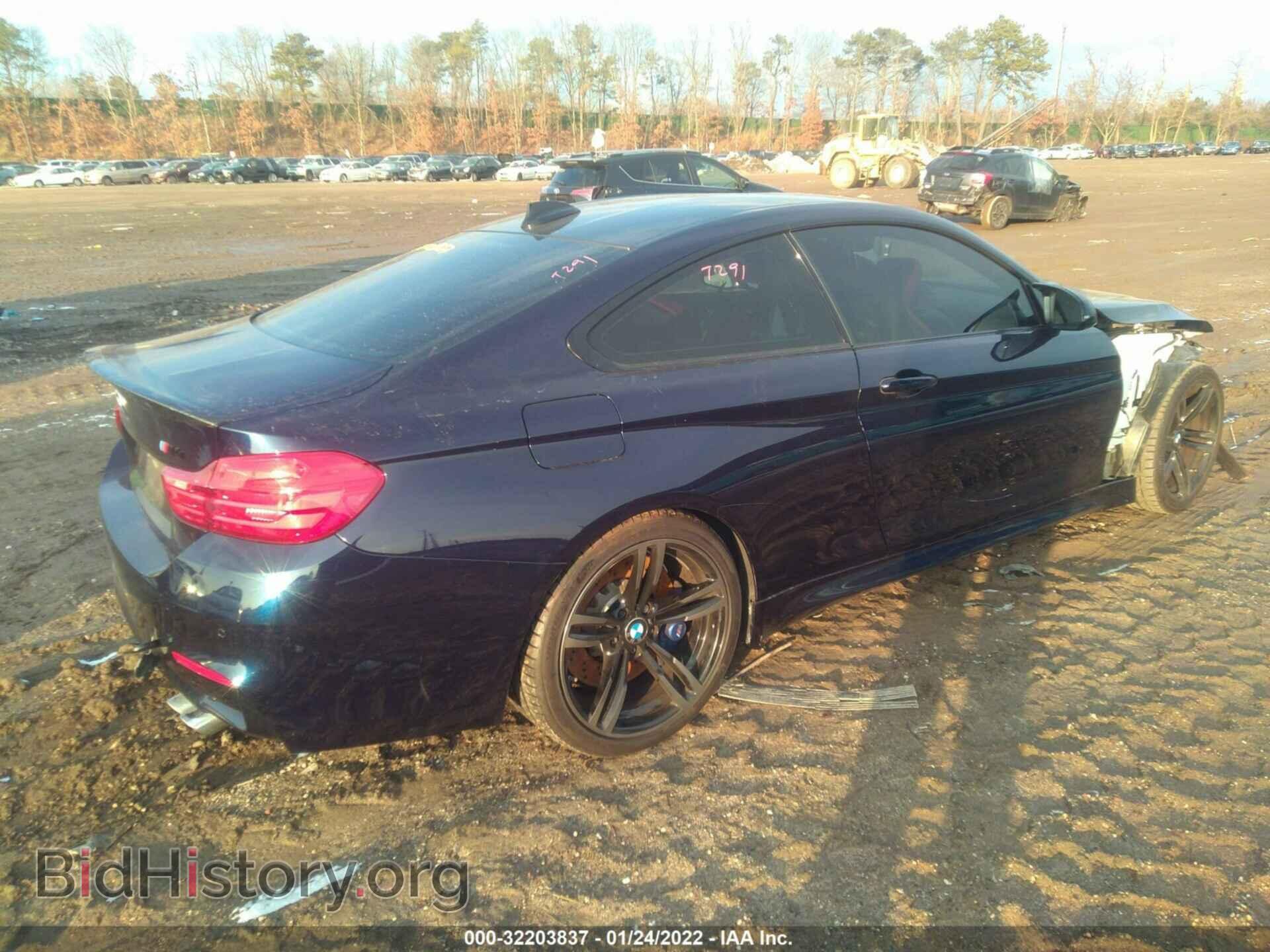 2015 BMW M4 - VIN: WBS3R9C53FK335418 - Фото 4