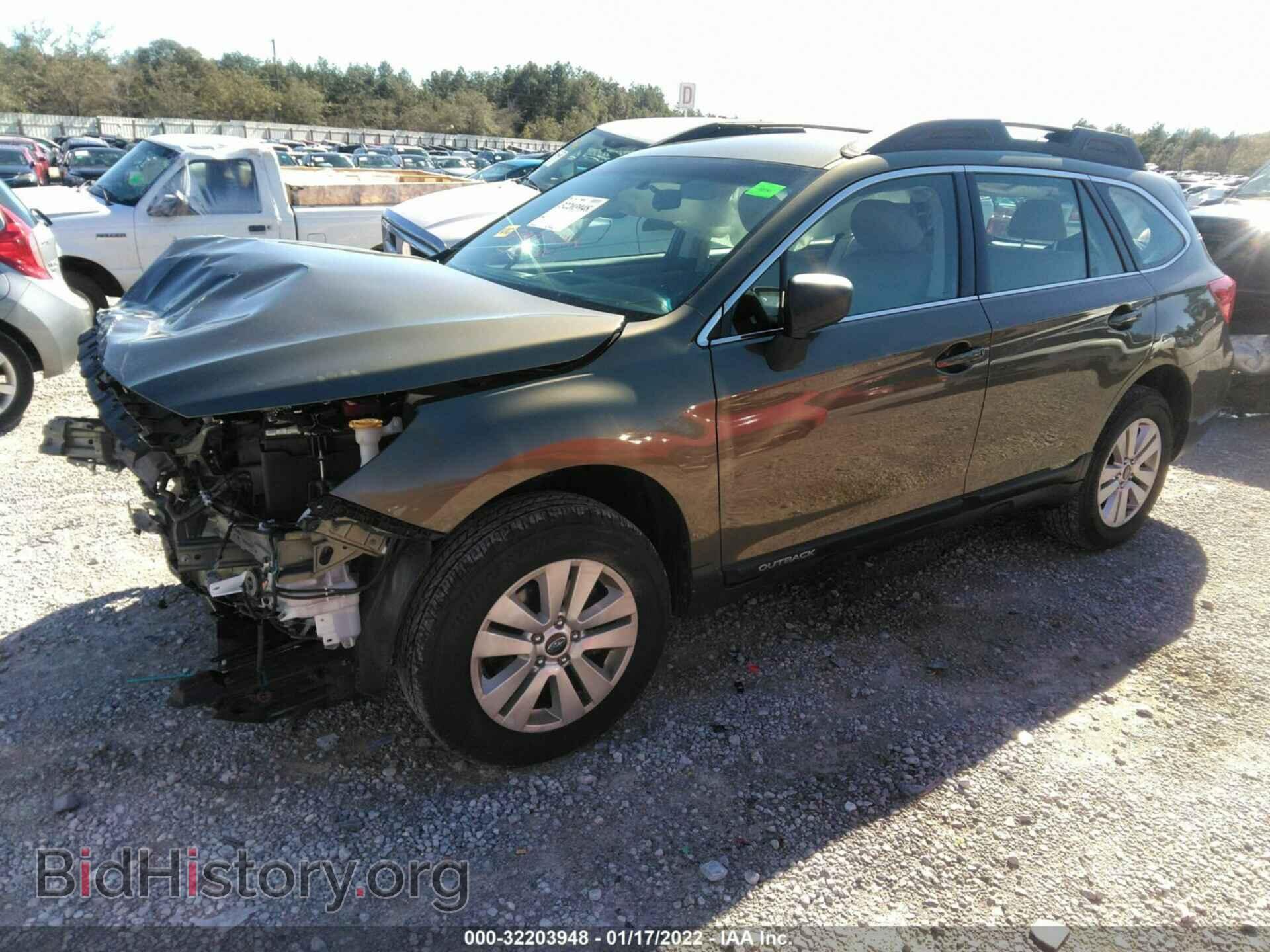 2018 SUBARU OUTBACK - VIN: 4S4BSAAC2J3279089 - Фото 2