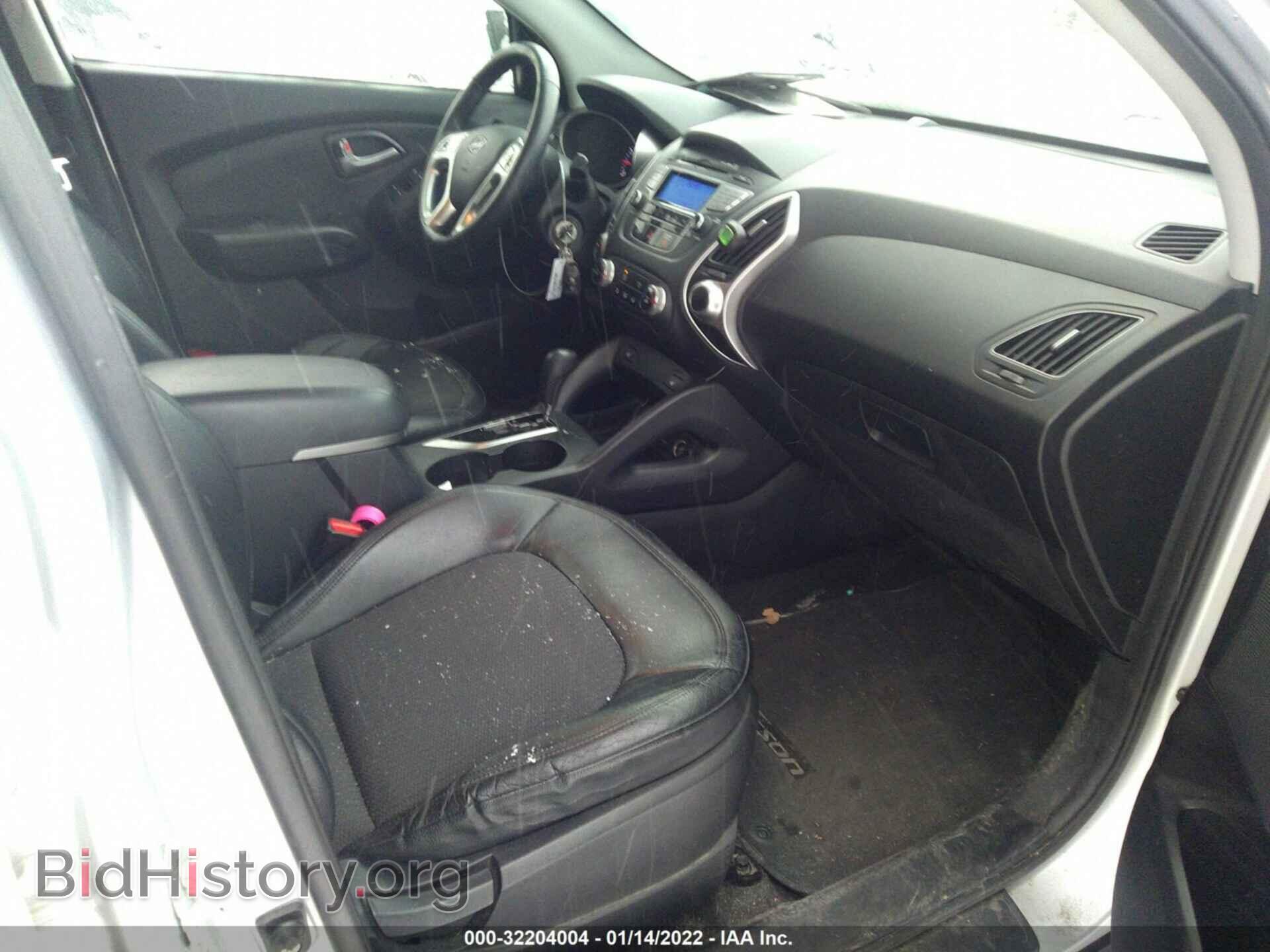 2012 HYUNDAI TUCSON - VIN: KM8JUCAC4CU351960 - Фото 5