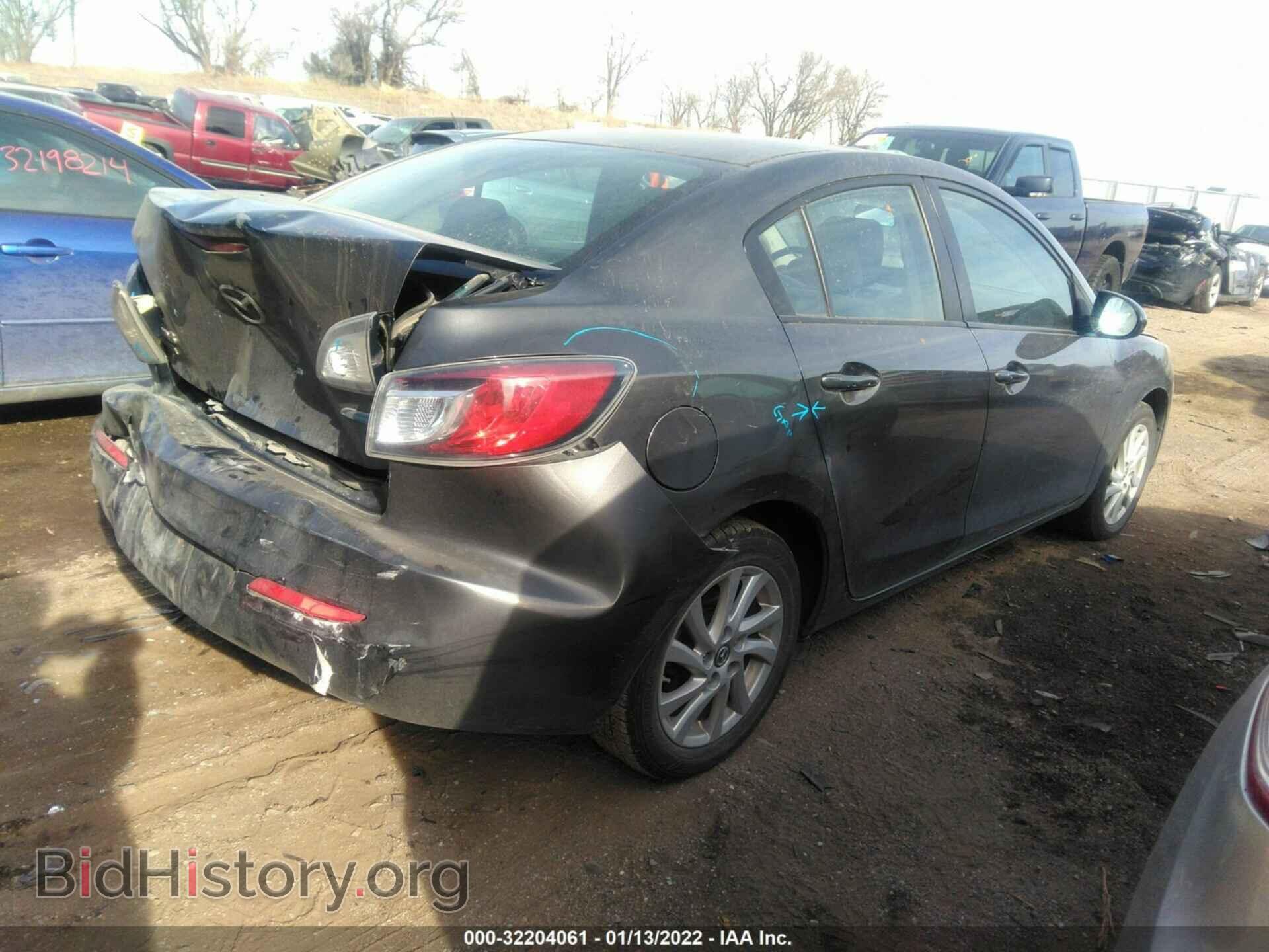 2013 MAZDA MAZDA3 - VIN: JM1BL1V75D1747332 - Фото 4