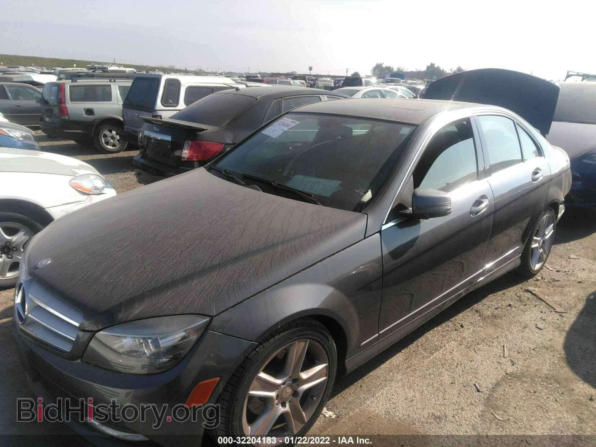 2011 MERCEDES-BENZ C-CLASS - VIN: WDDGF5EB6BA424449 - Фото 2