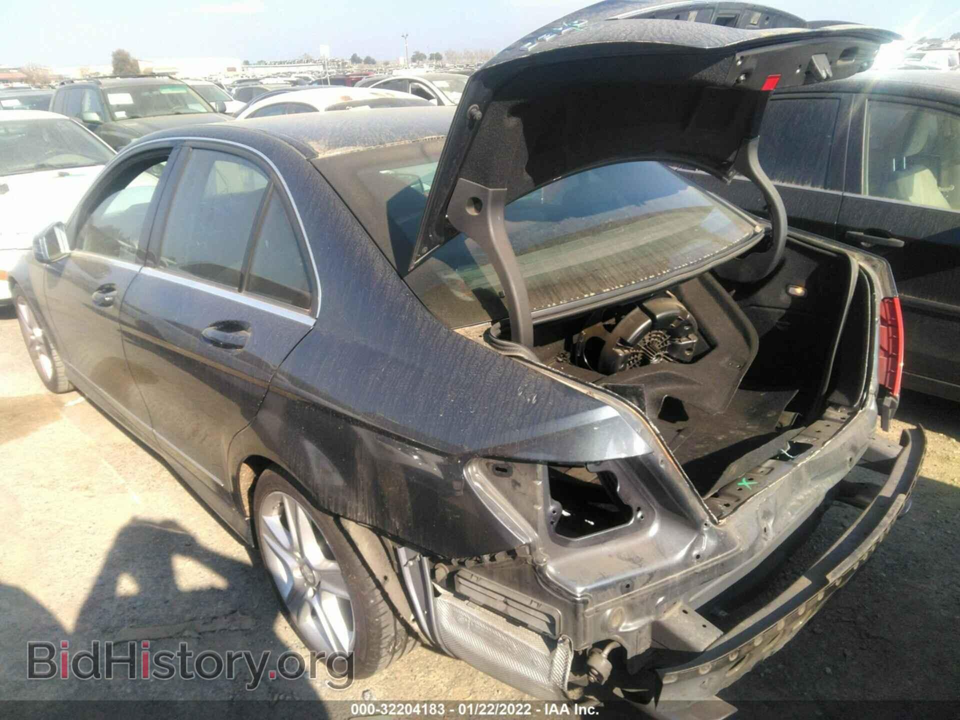 2011 MERCEDES-BENZ C-CLASS - VIN: WDDGF5EB6BA424449 - Фото 3