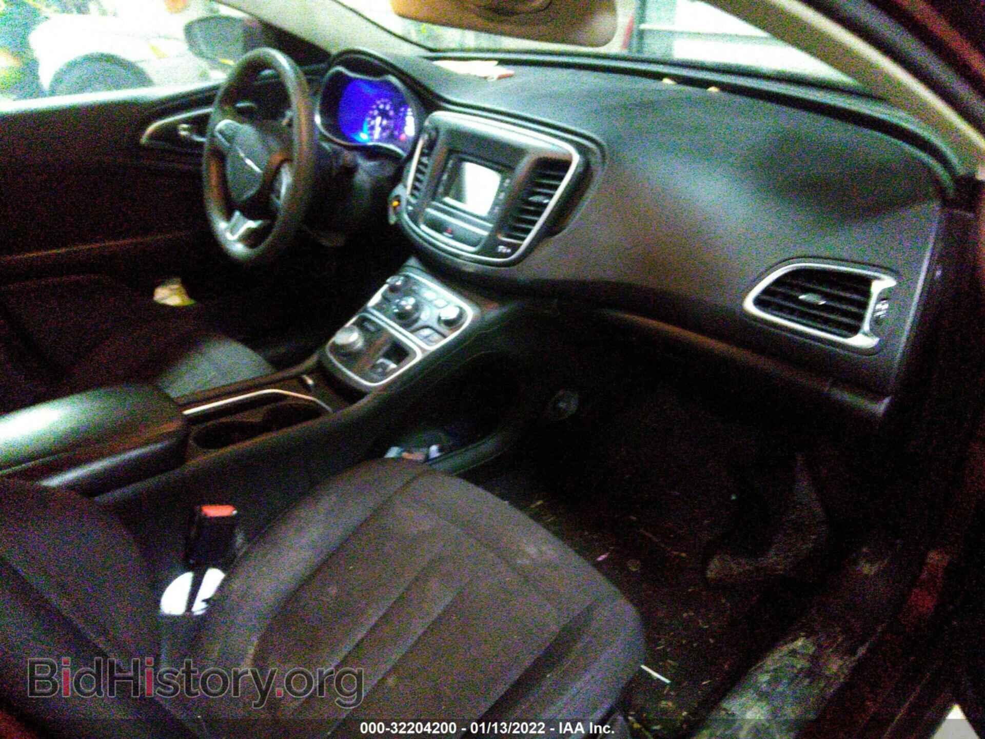 2015 CHRYSLER 200 - VIN: 1C3CCCABXFN542423 - Photo 5