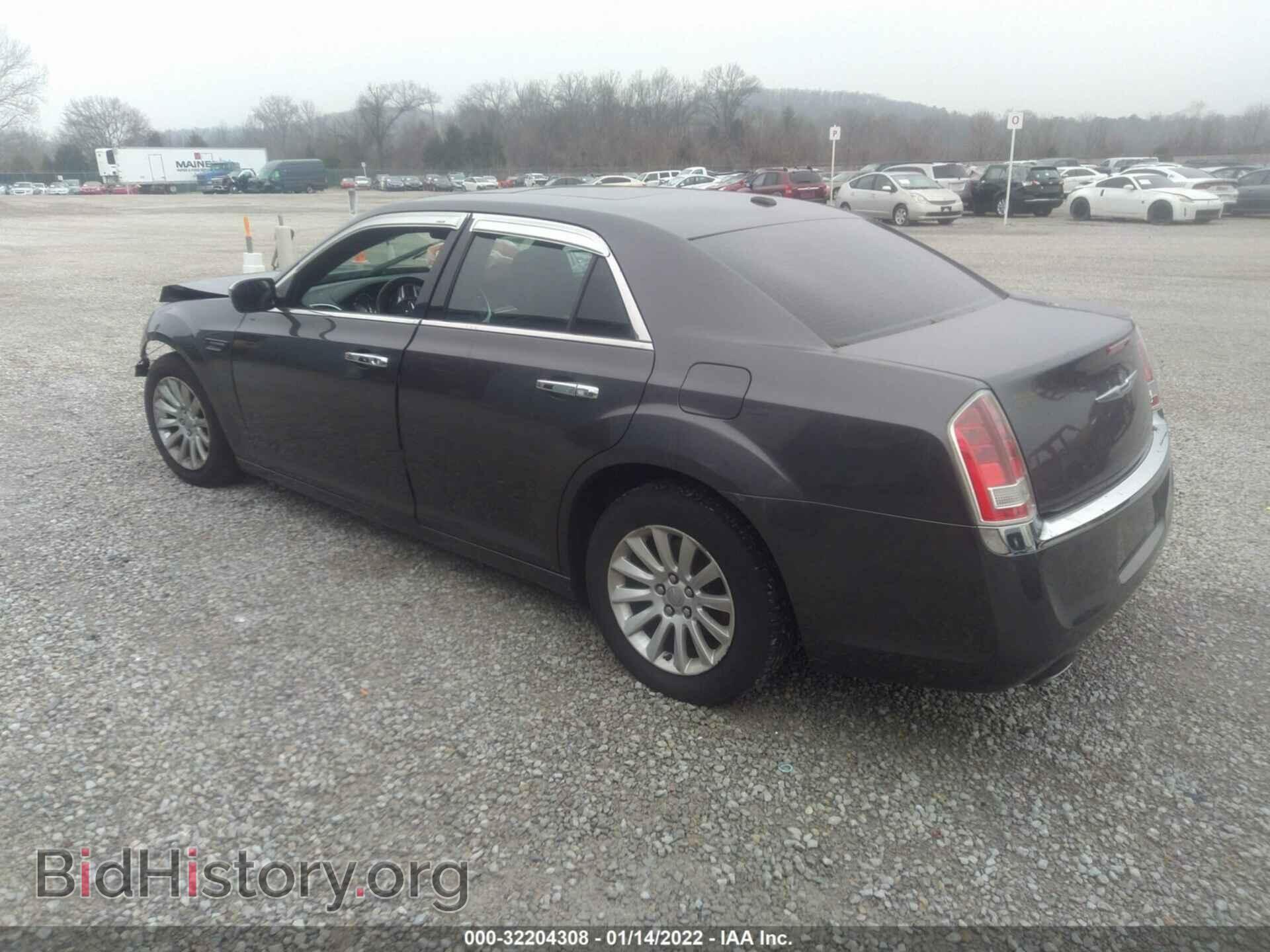 2013 CHRYSLER 300 - VIN: 2C3CCAAG7DH709813 - Фото 3