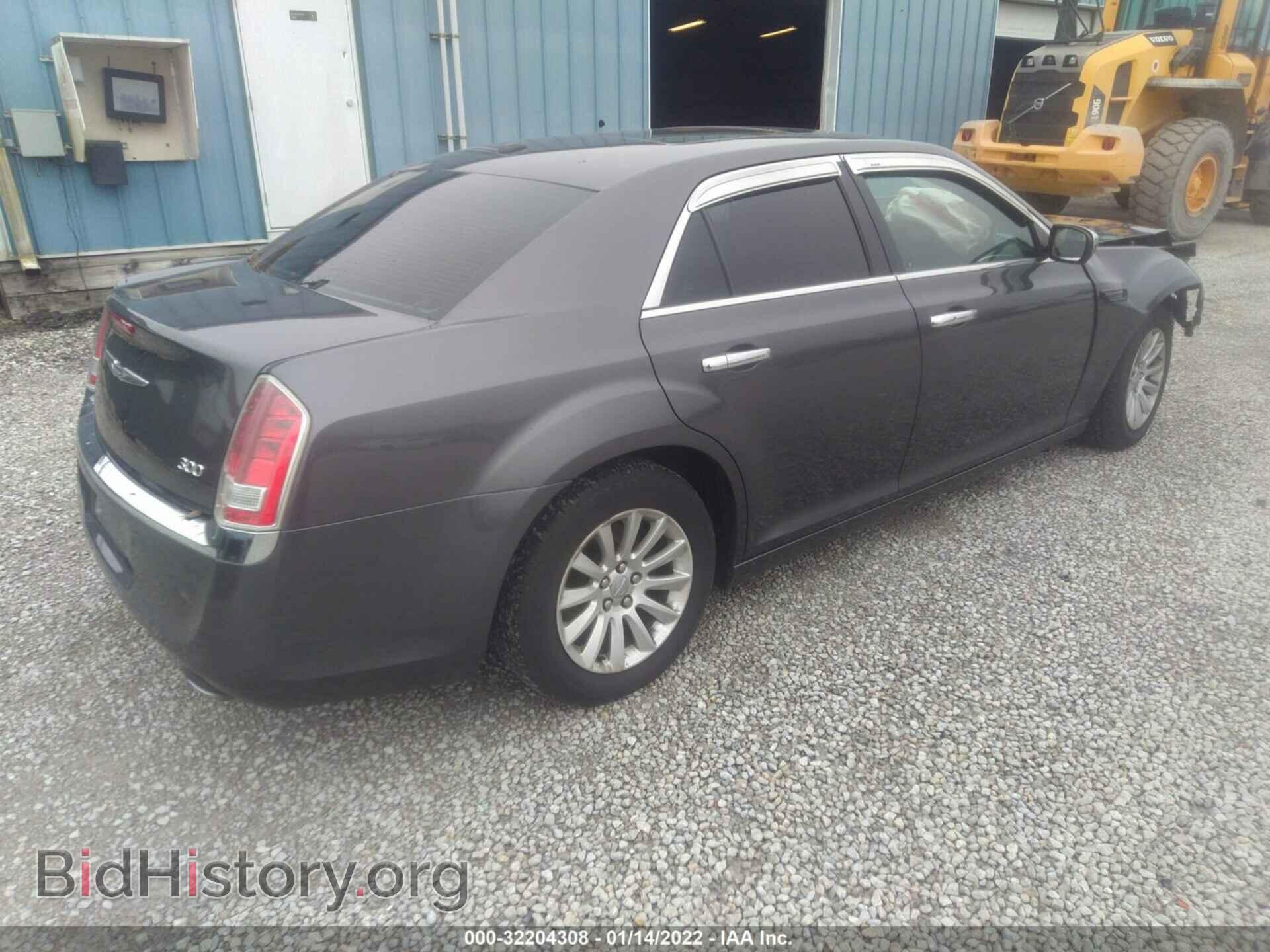 2013 CHRYSLER 300 - VIN: 2C3CCAAG7DH709813 - Фото 4