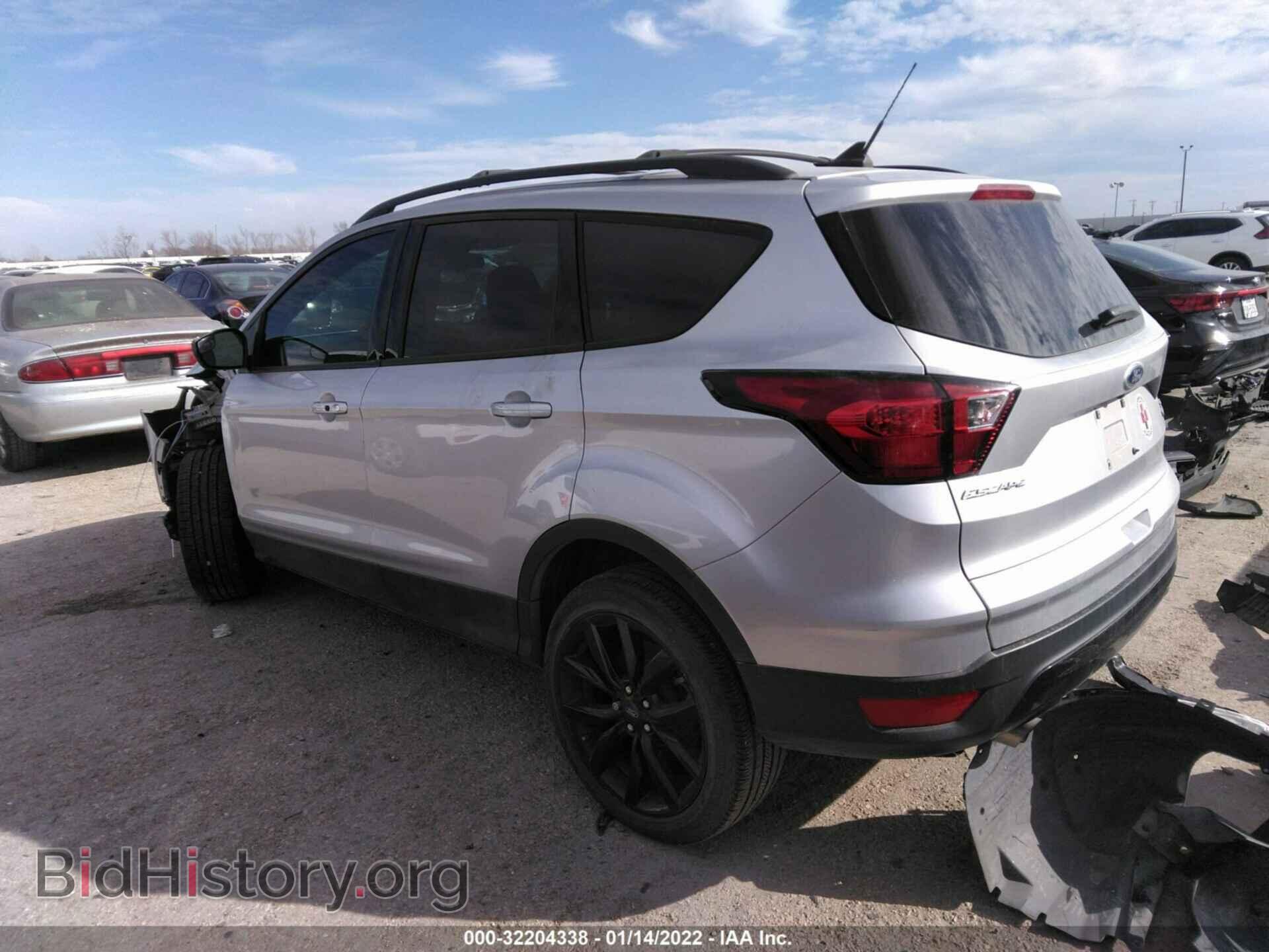 2019 FORD ESCAPE - VIN: 1FMCU0GD5KUA04613 - Фото 3