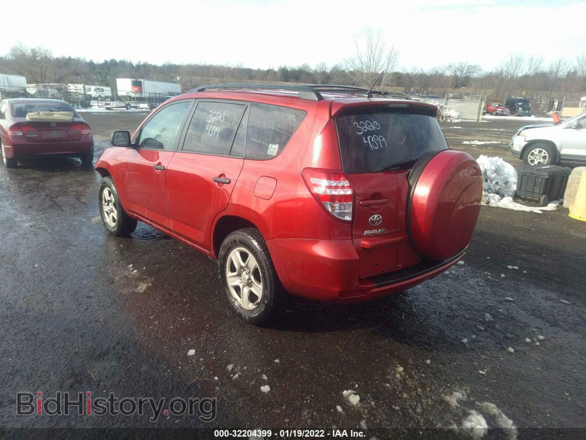 2011 TOYOTA RAV4 - VIN: 2T3BF4DVXBW098554 - Фото 3