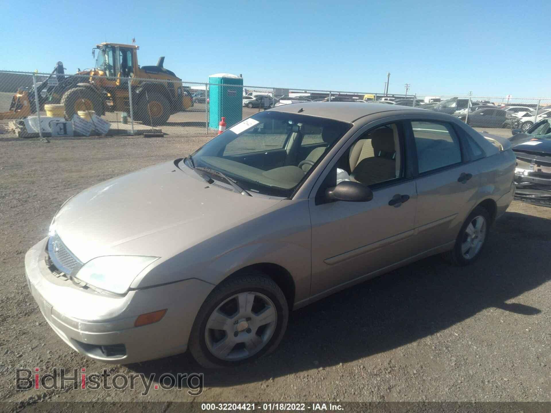 2007 FORD FOCUS - VIN: 1FAFP34NX7W122097 - Фото 2