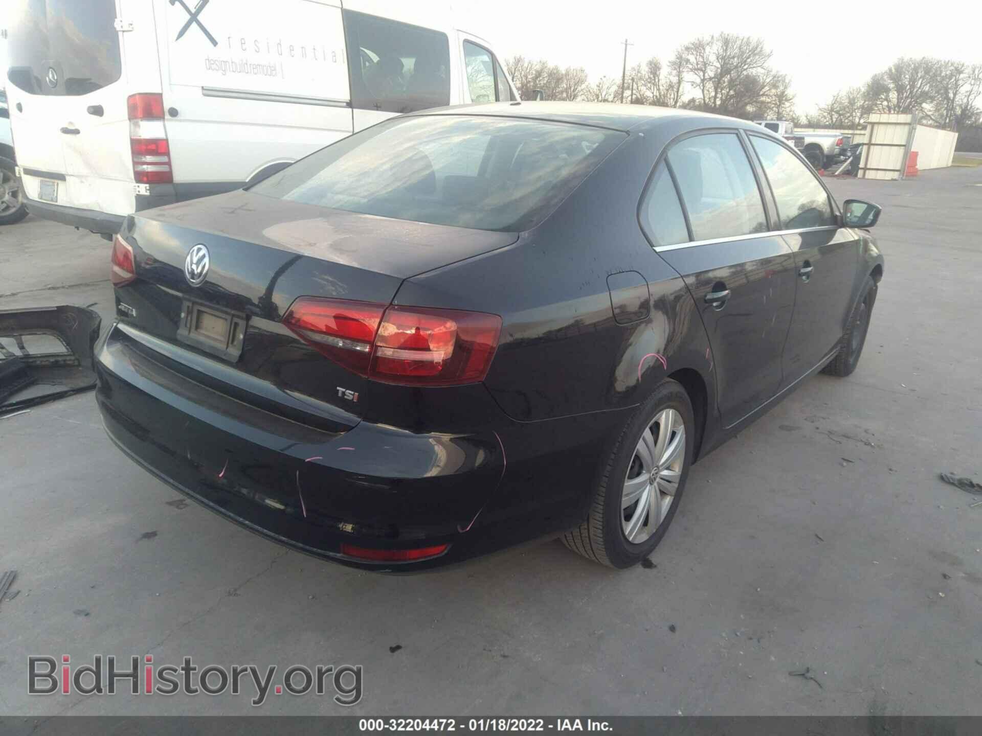 2017 VOLKSWAGEN JETTA - VIN: 3VW2B7AJ1HM221597 - Фото 4