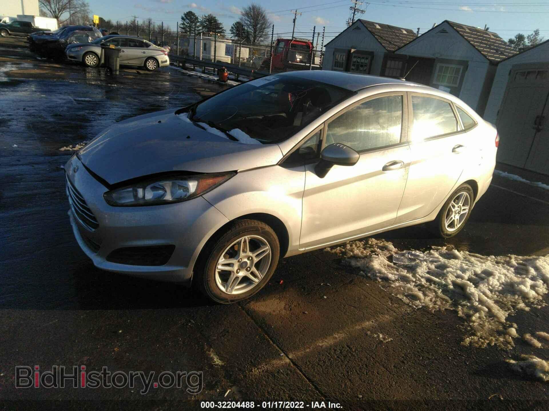 2017 FORD FIESTA - VIN: 3FADP4BJ3HM145865 - Фото 2