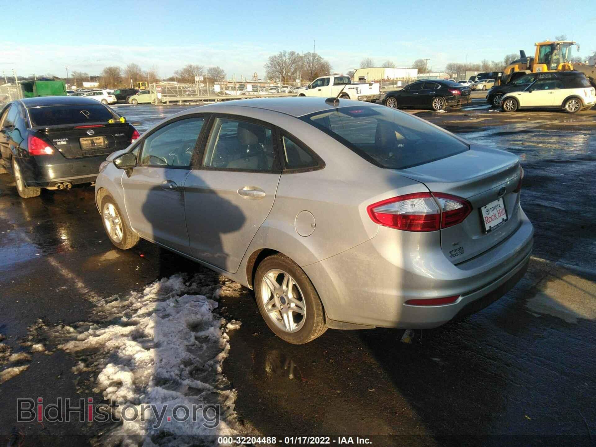 2017 FORD FIESTA - VIN: 3FADP4BJ3HM145865 - Фото 3