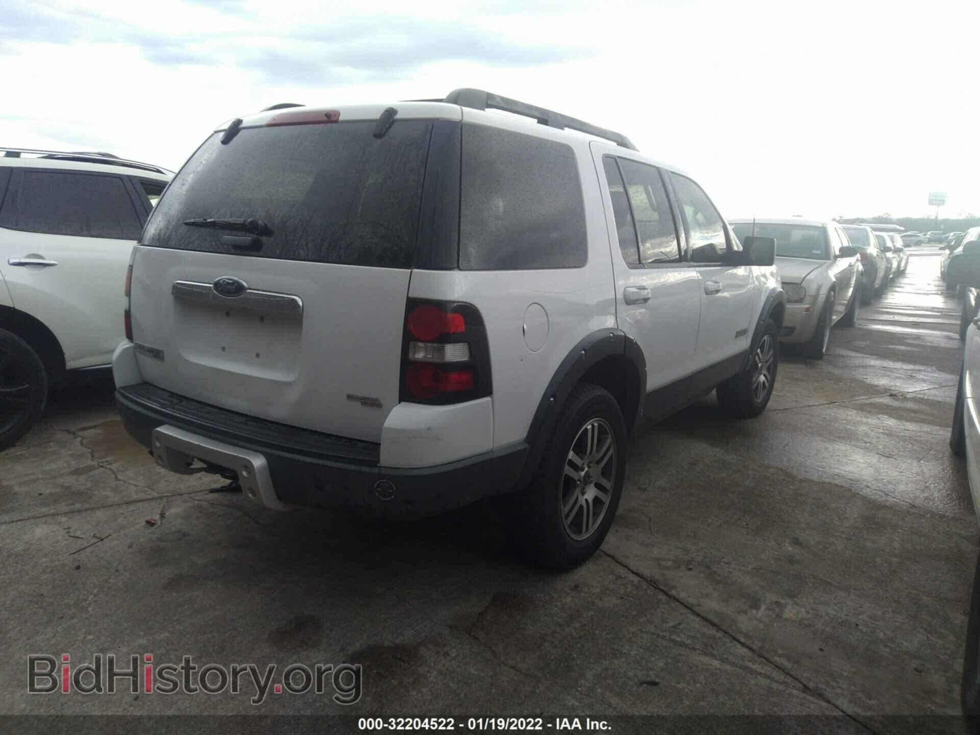 2007 FORD EXPLORER - VIN: 1FMEU63EX7UA68034 - Фото 4