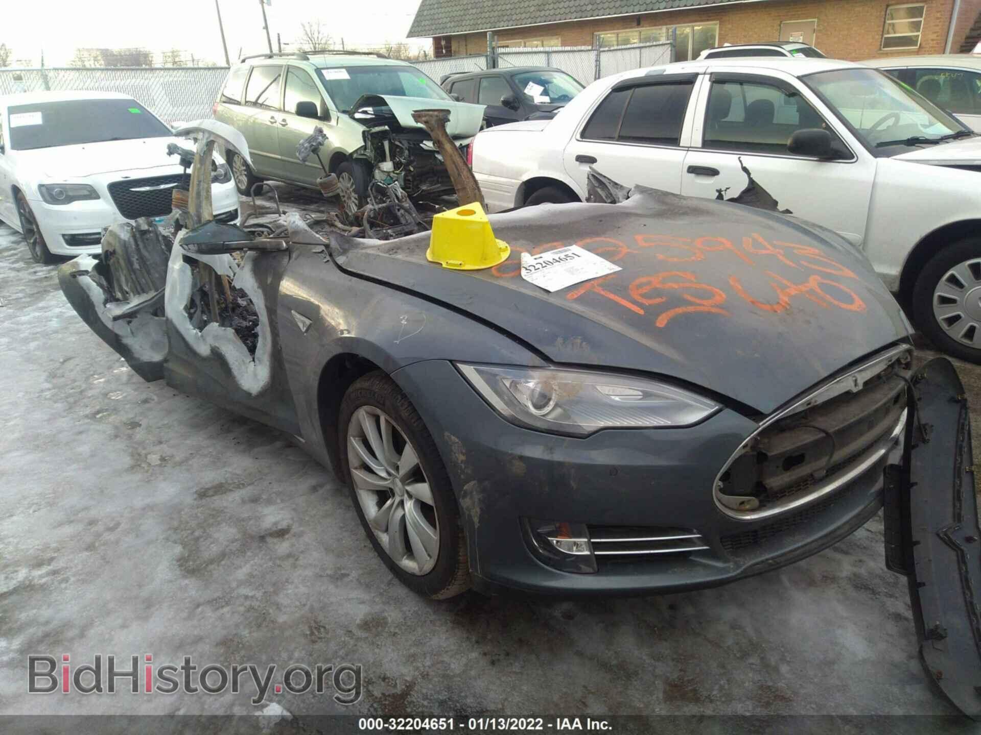 Фотография 5YJSA1H14EFP30205 - TESLA MODEL S 2014