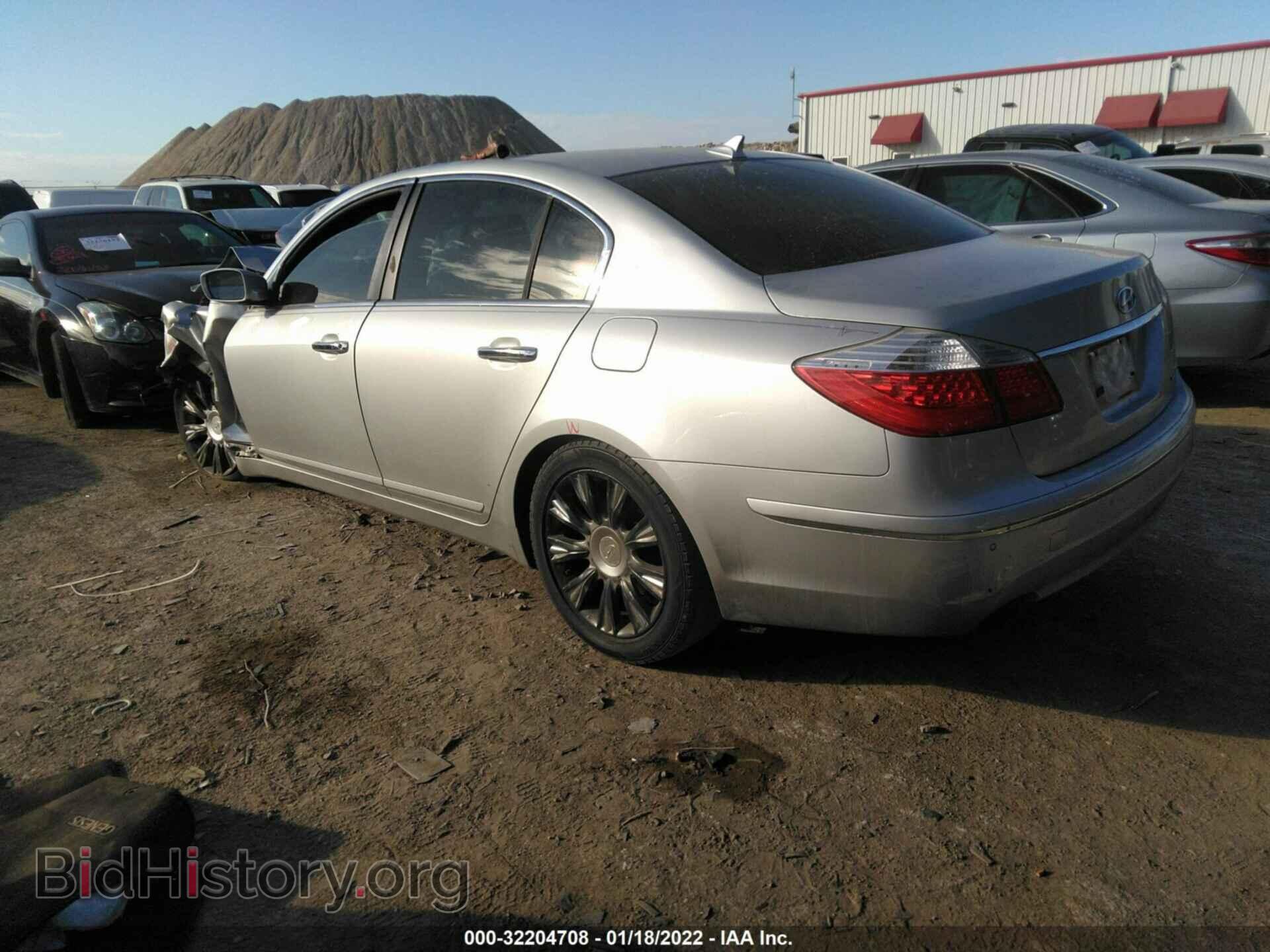 2009 HYUNDAI GENESIS - VIN: KMHGC46E39U030143 - Фото 3