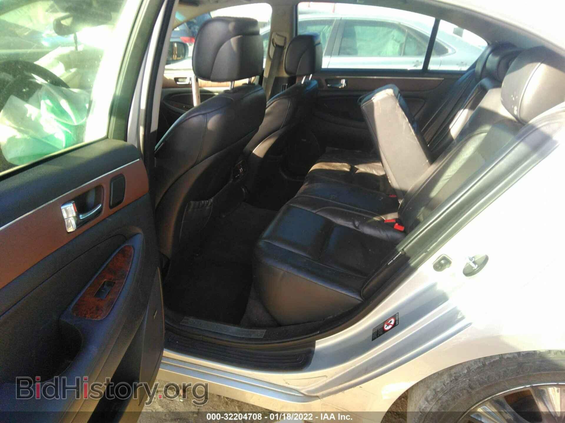 2009 HYUNDAI GENESIS - VIN: KMHGC46E39U030143 - Фото 8