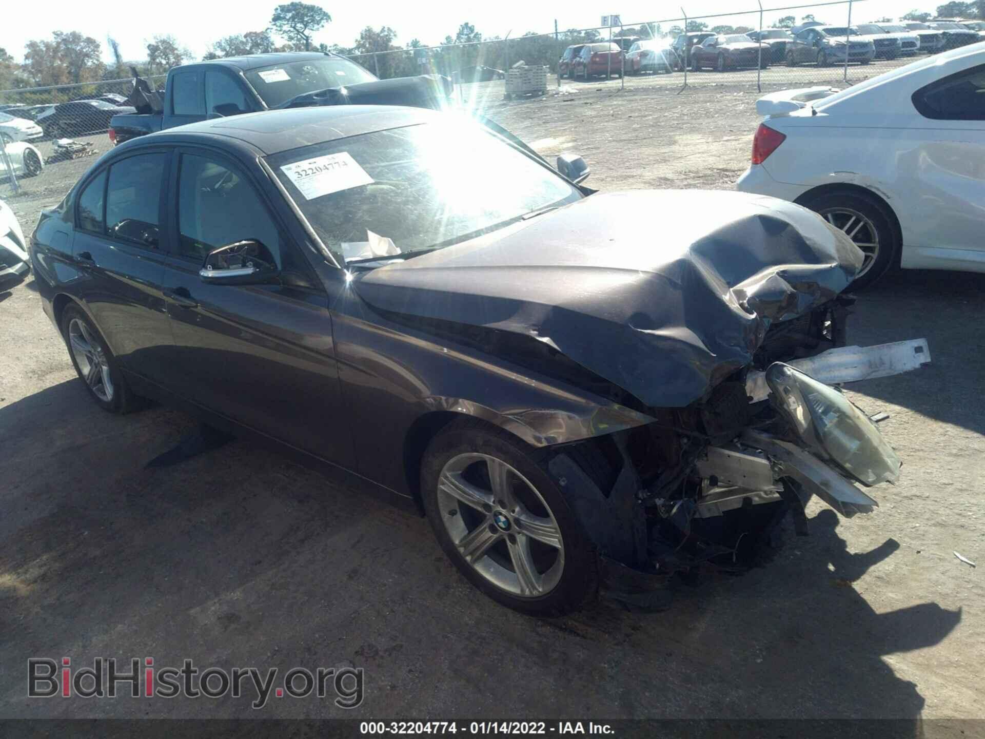 Photo WBA3A5C5XDF353974 - BMW 3 SERIES 2013