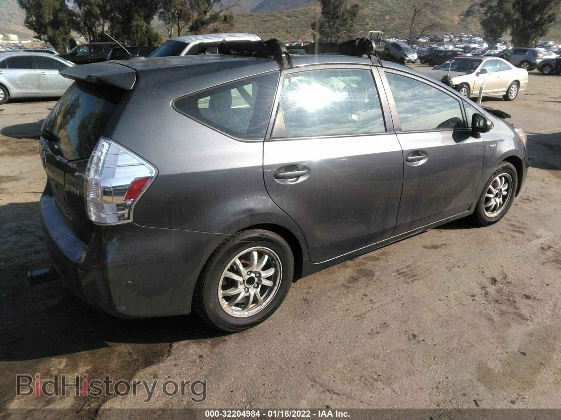 2013 TOYOTA PRIUS V - VIN: JTDZN3EU6D3250630 - Фото 4
