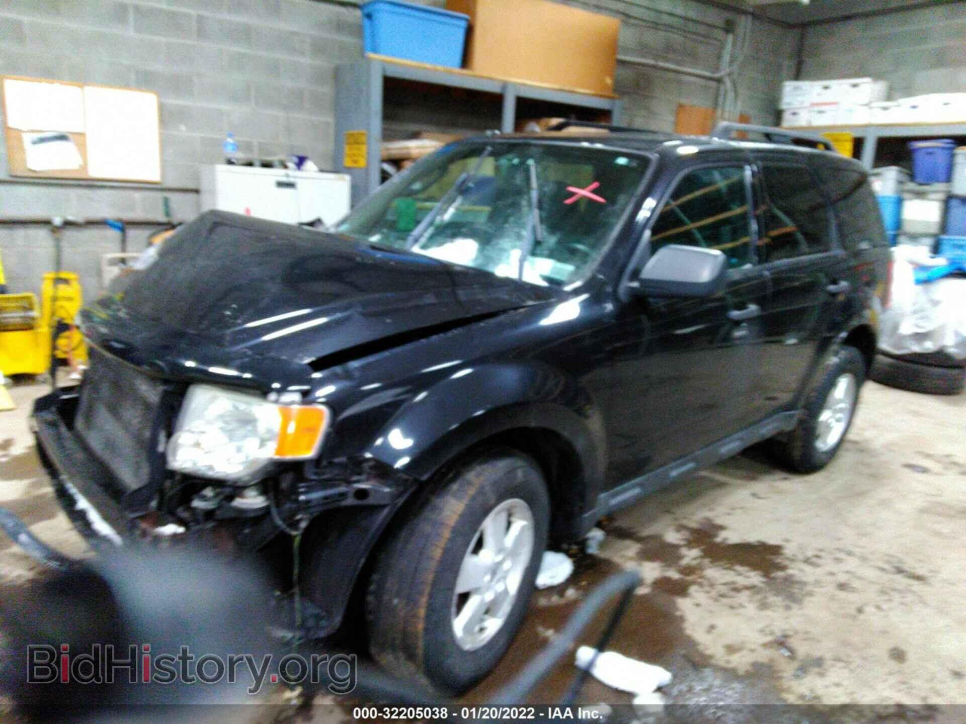 2011 FORD ESCAPE - VIN: 1FMCU9DG9BKB82992 - Фото 2